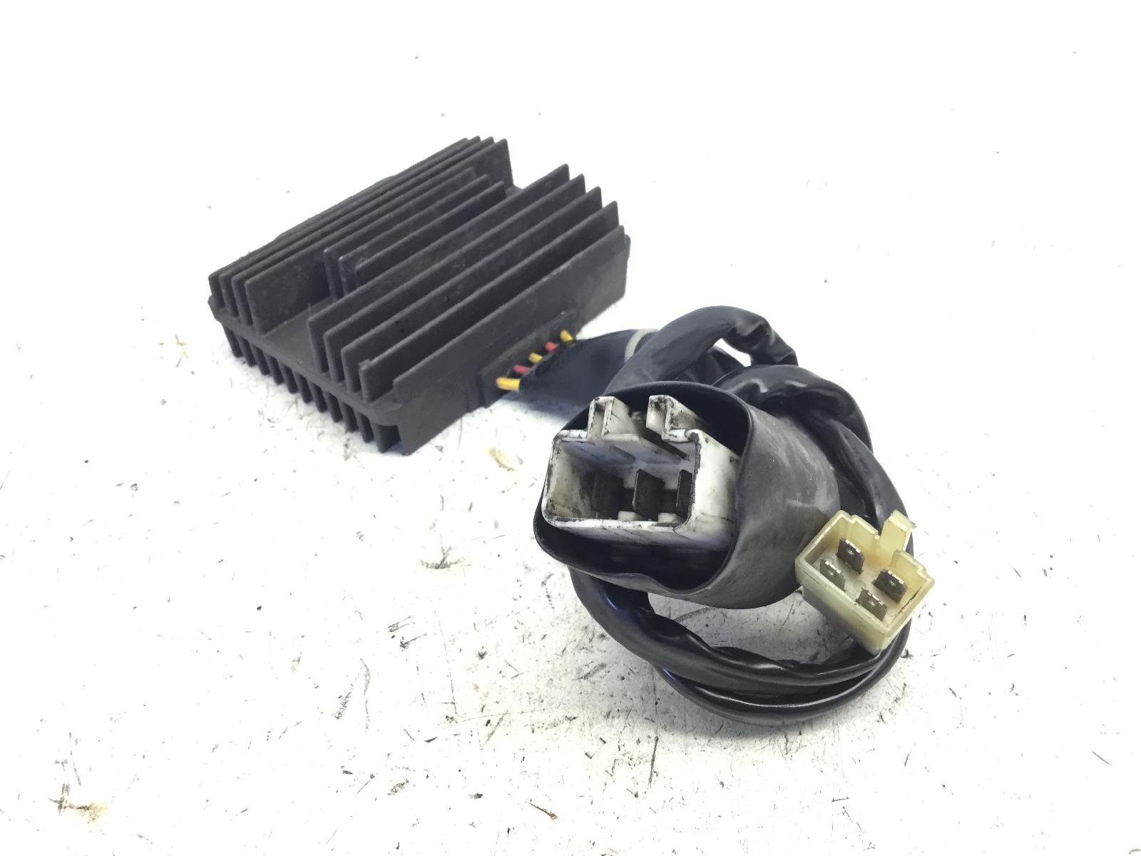 Honda hornet 900 regolatore di tensione 2002 2006 jh2sc48a42m