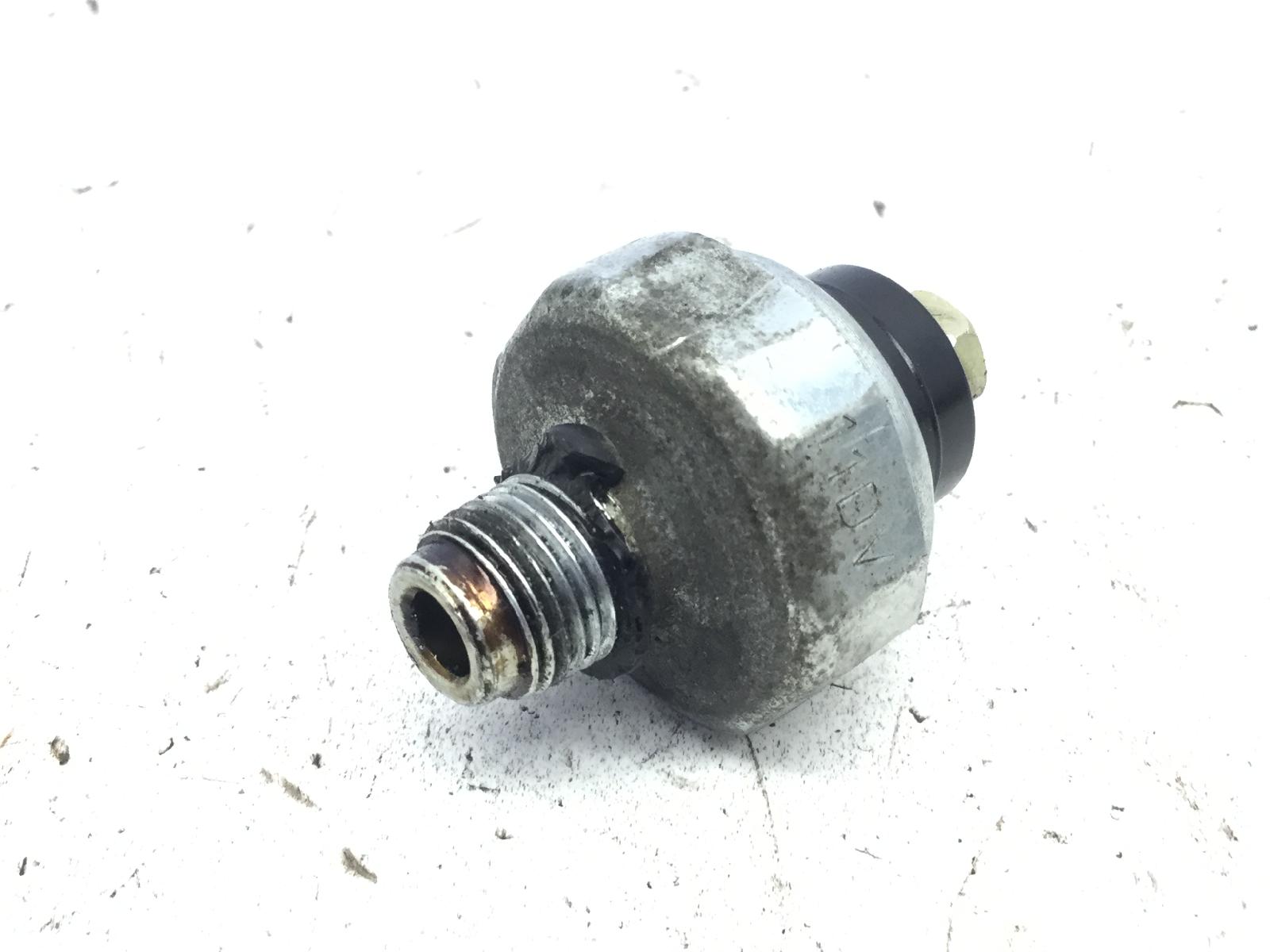 Honda hornet 900 sensore pressione olio 2002 2006 jh2sc48a42m