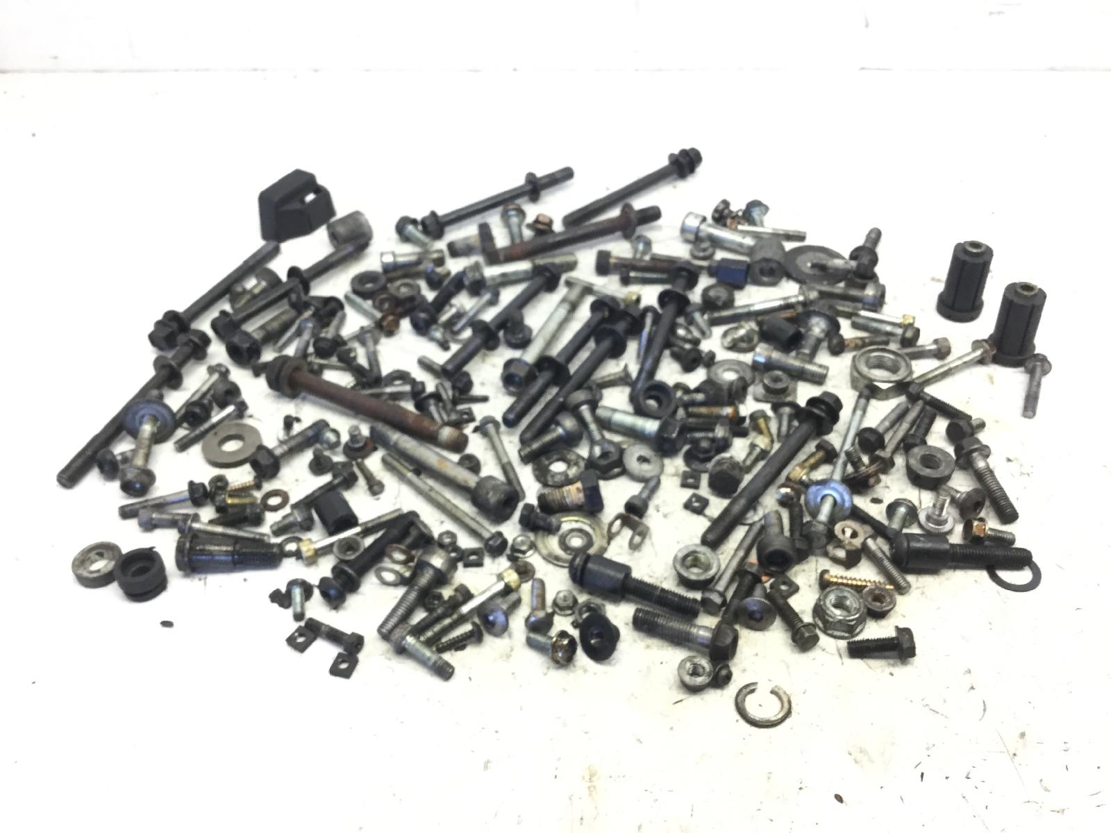 Honda hornet 900 kit viti bulloni bulloneria telaio assortiti 2002 2006 jh2sc48a42m
