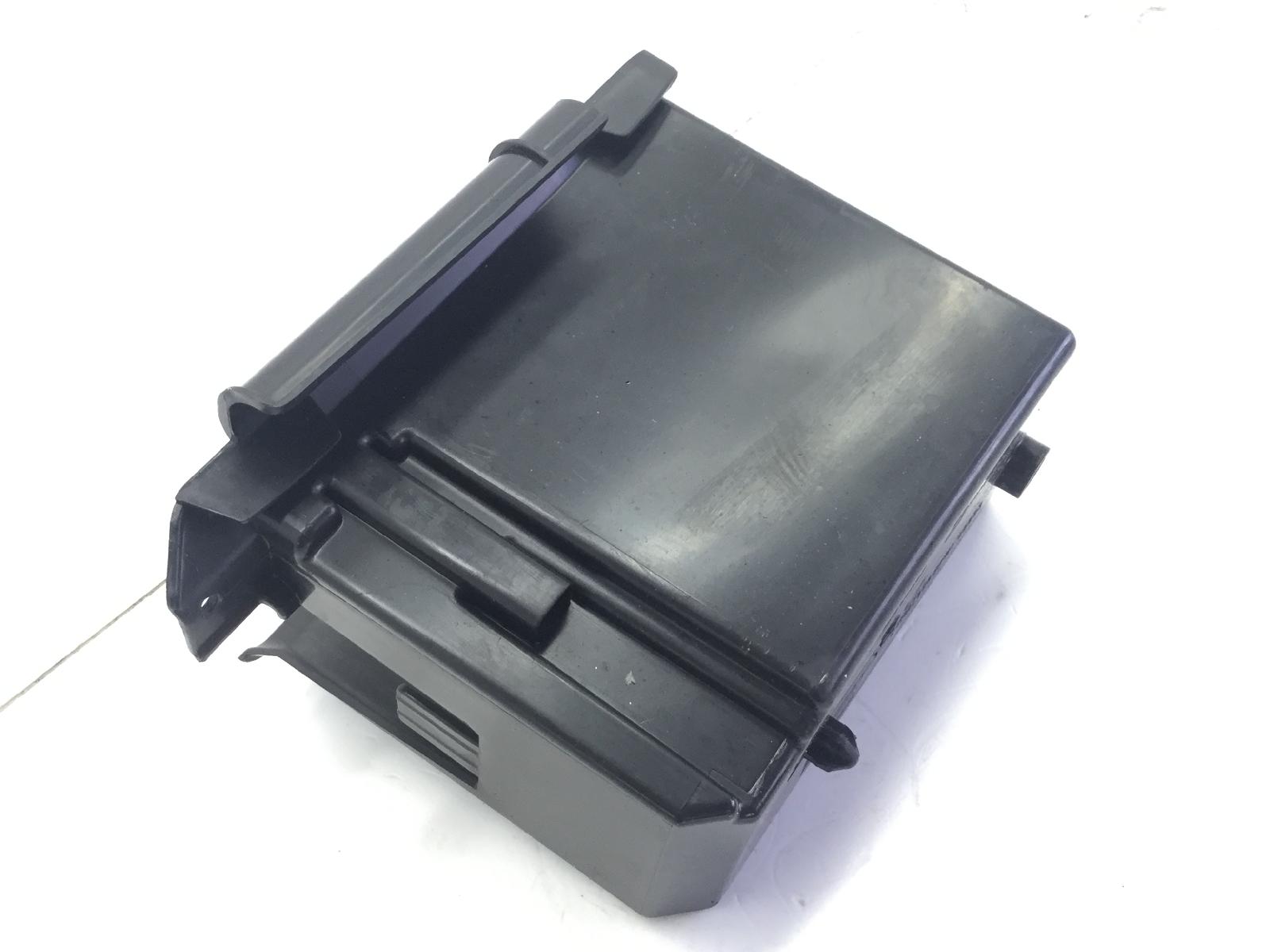Piaggio vespa primavera 4t 3v ie abs e5 km0 125 vano scatola batteria 2020 2023 md1100