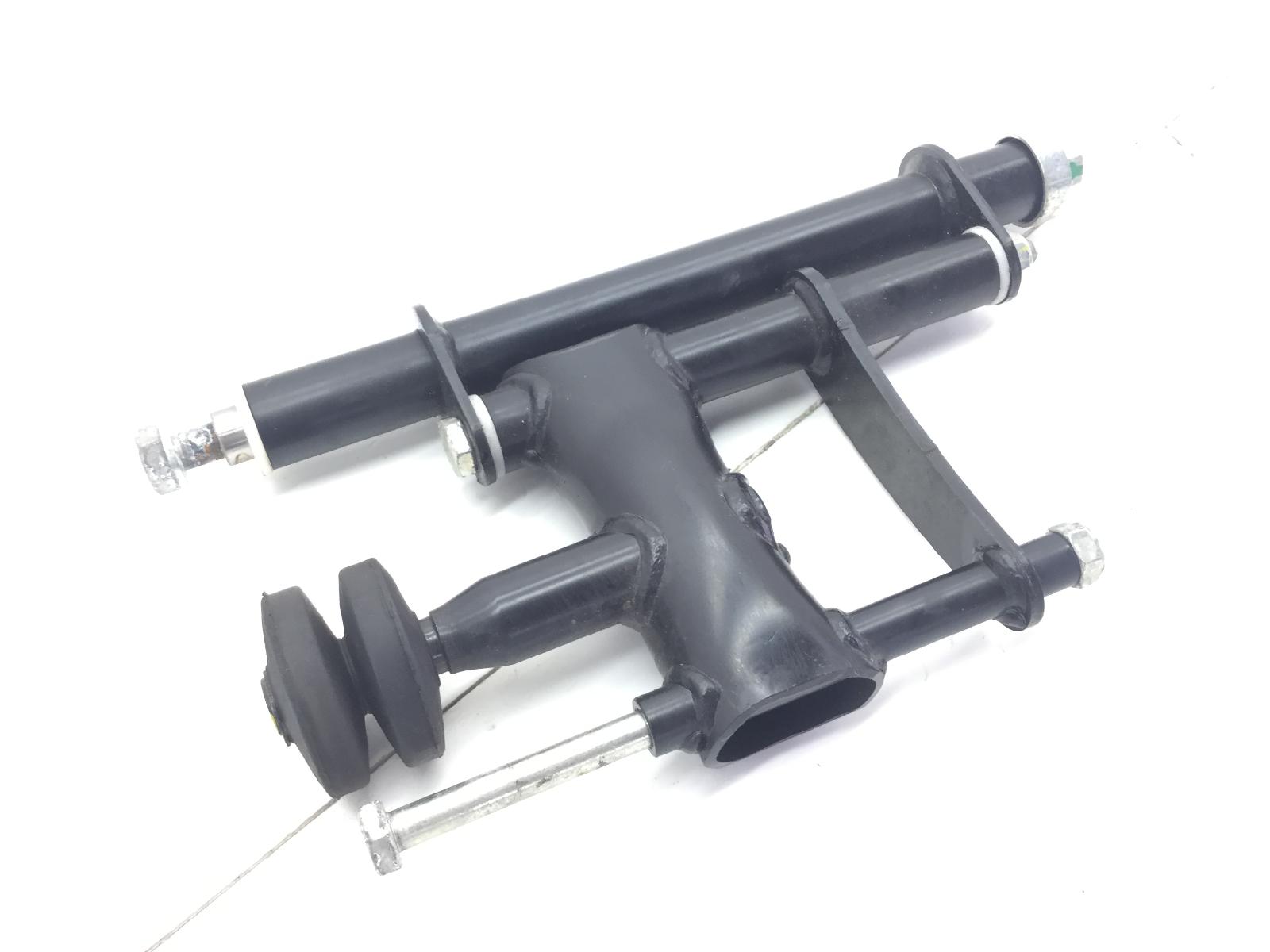 Piaggio vespa primavera 4t 3v ie abs e5 km0 125 staffa supporto motore 2020 2023 md1100