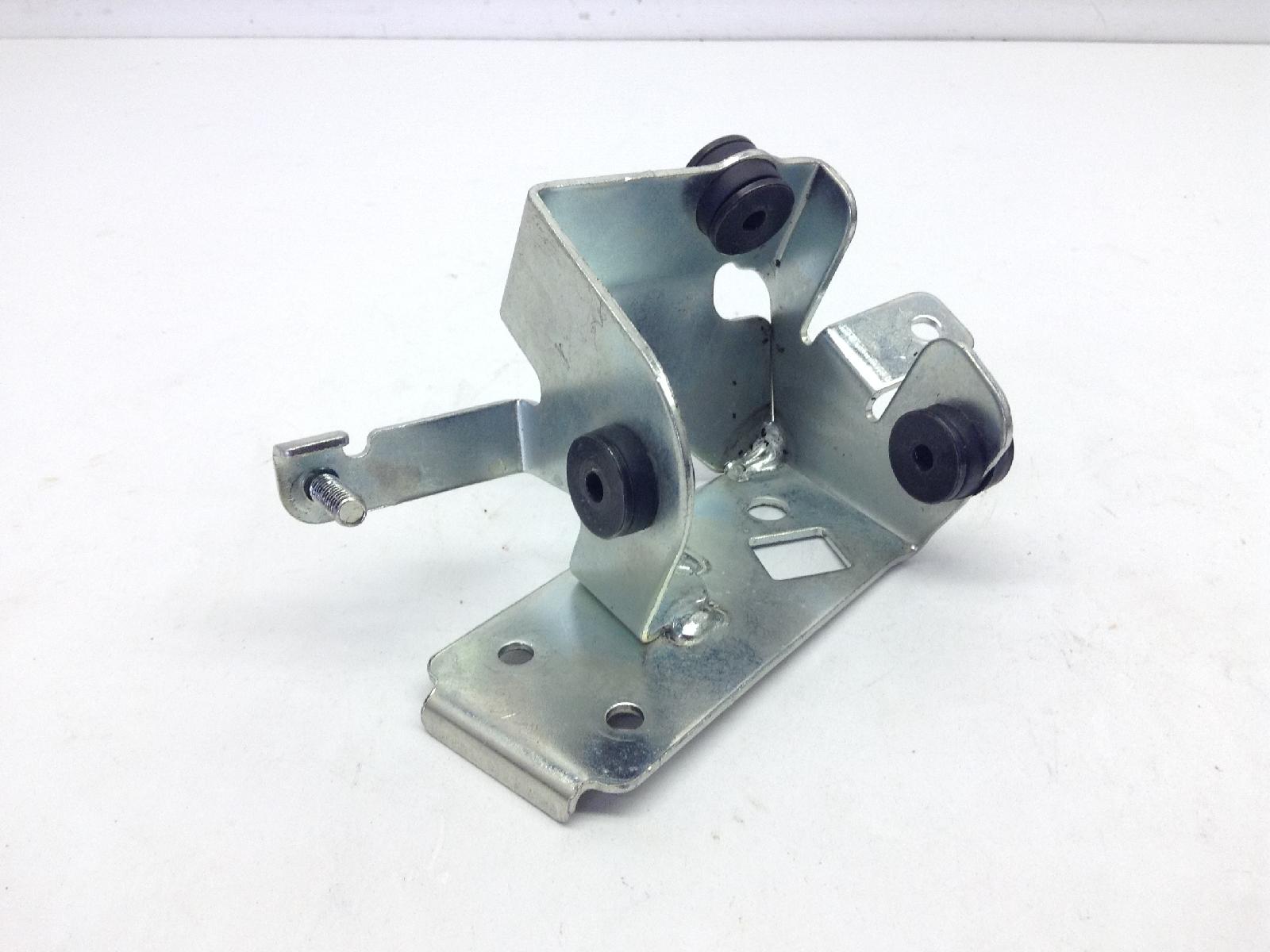 Piaggio vespa primavera 4t 3v ie abs e5 km0 125 staffa supporto pompa abs 2020 2023 md1100