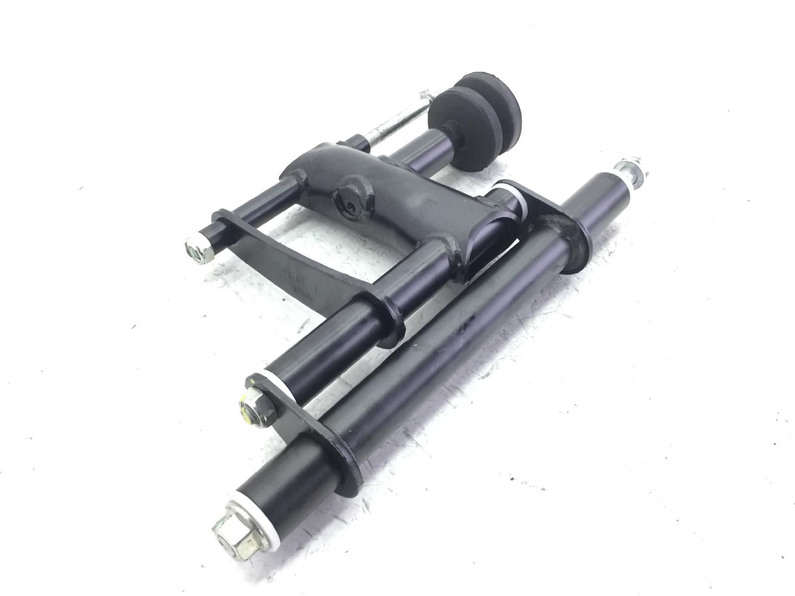 Piaggio vespa primavera 4t 3v ie abs e5 km0 125 staffa supporto motore 2020 2023 md1100