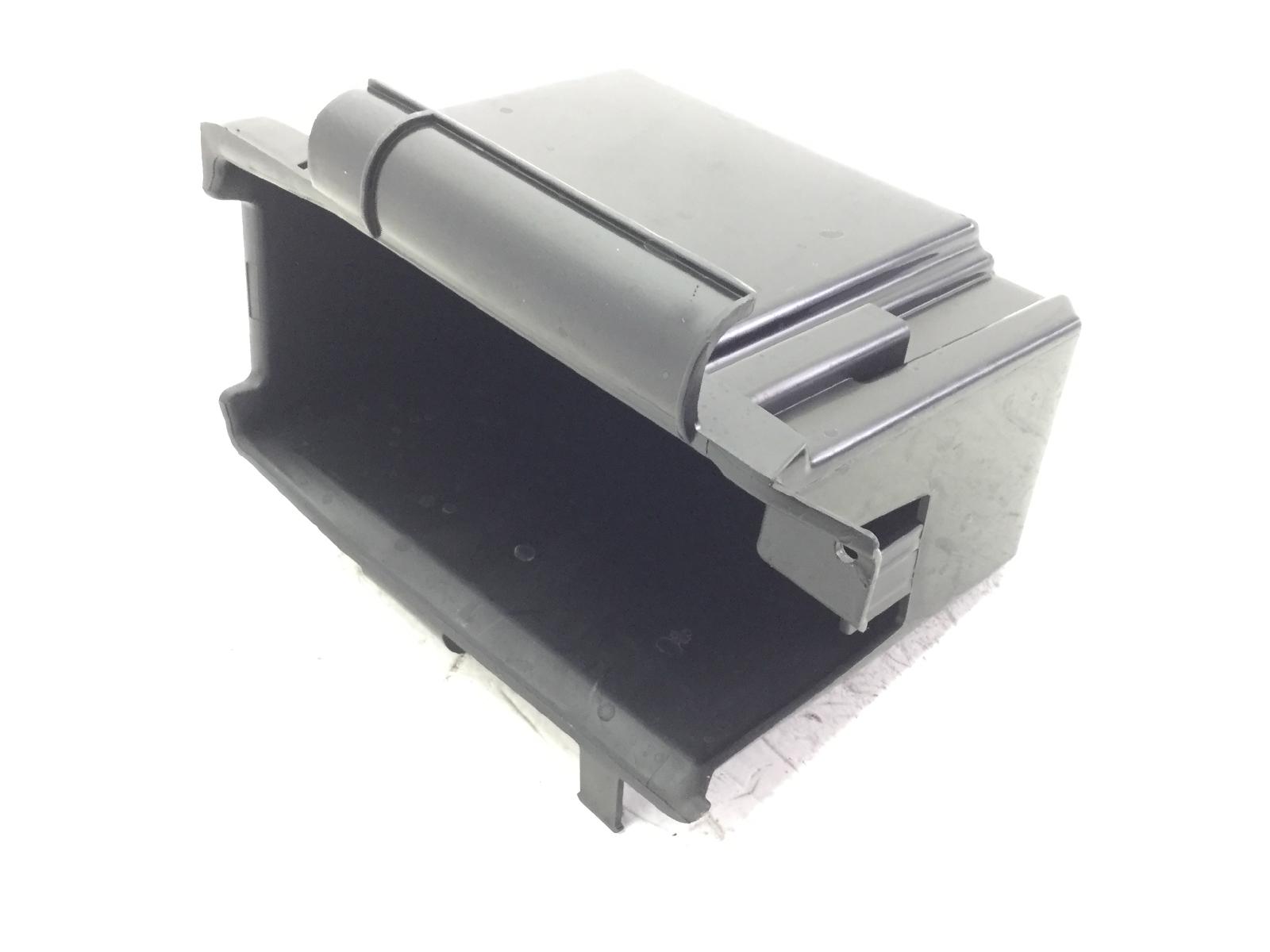 Piaggio vespa primavera 4t 3v ie abs e5 km0 125 vano scatola batteria 2020 2023 md1100