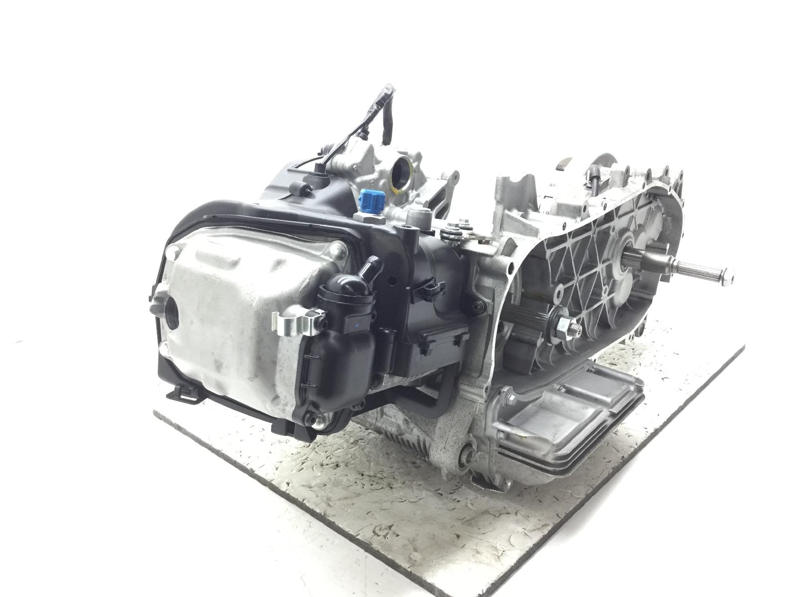 Piaggio vespa sprint km0 (usa) 150 blocco motore engine mod: m818m 2022 2023 zapm818g