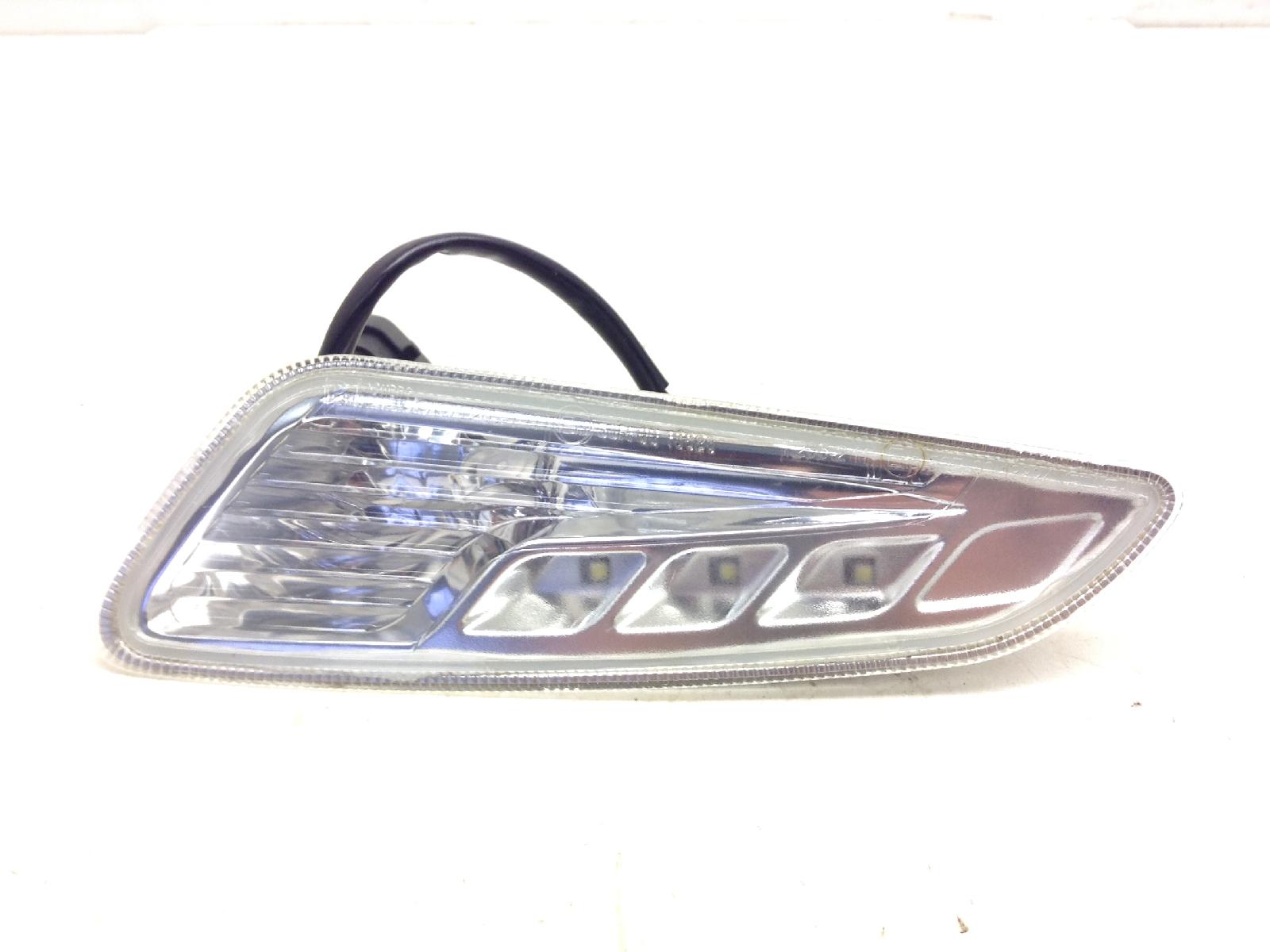 Piaggio vespa sprint km0 (usa) 150 freccia anteriore destra 2022 2023 zapm818g