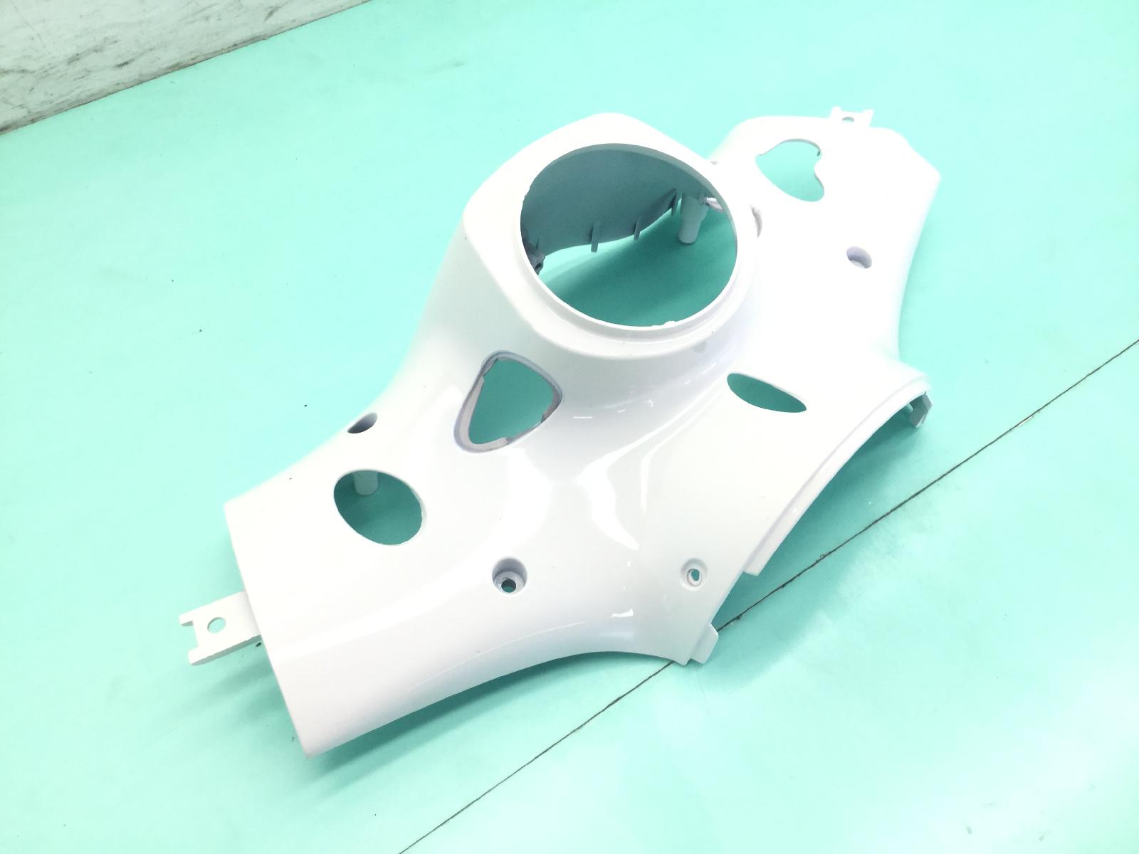 Piaggio vespa primavera e5 50 carena manubrio anteriore inferiore 2020 2023 cd0100