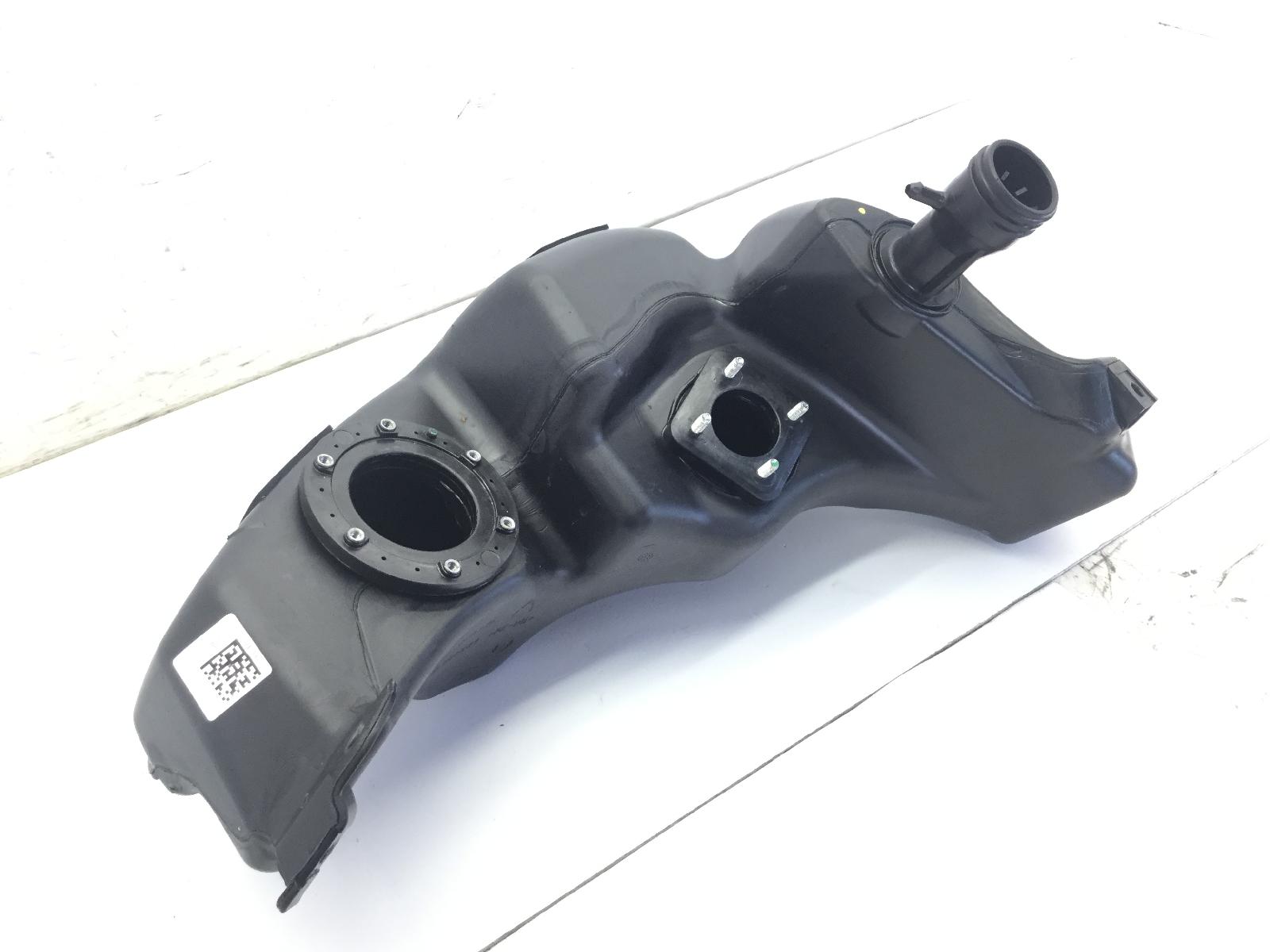 Piaggio vespa primavera e5 50 serbatoio benzina carburante 2020 2023 cd0100