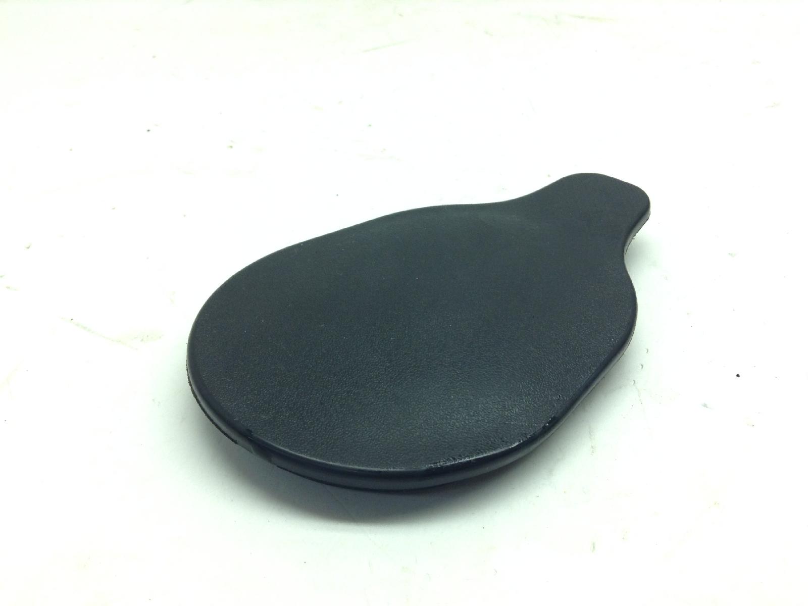 Piaggio vespa primavera e5 50 tappo in gomma carena controscudo 2020 2023 cd0100