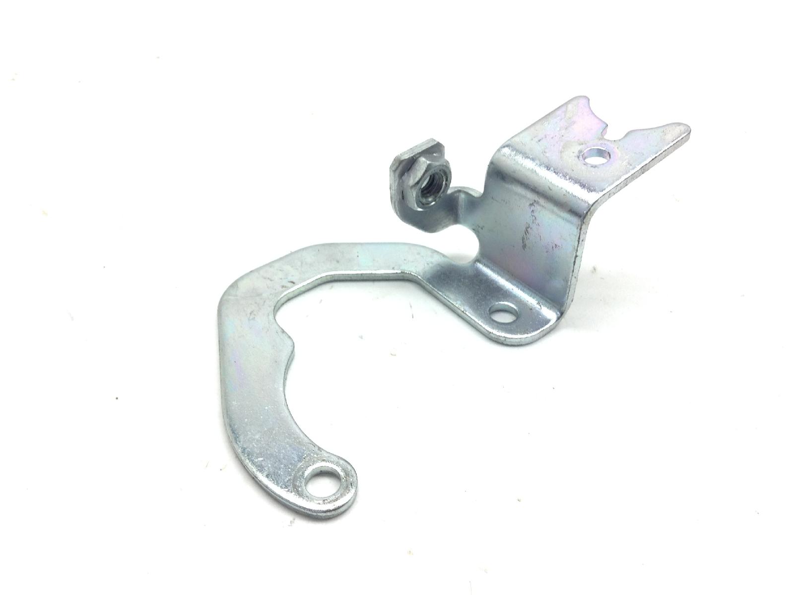 Piaggio vespa sprint 25km-h 50 staffa supporto bobina accensione 2020 2020 cd0201