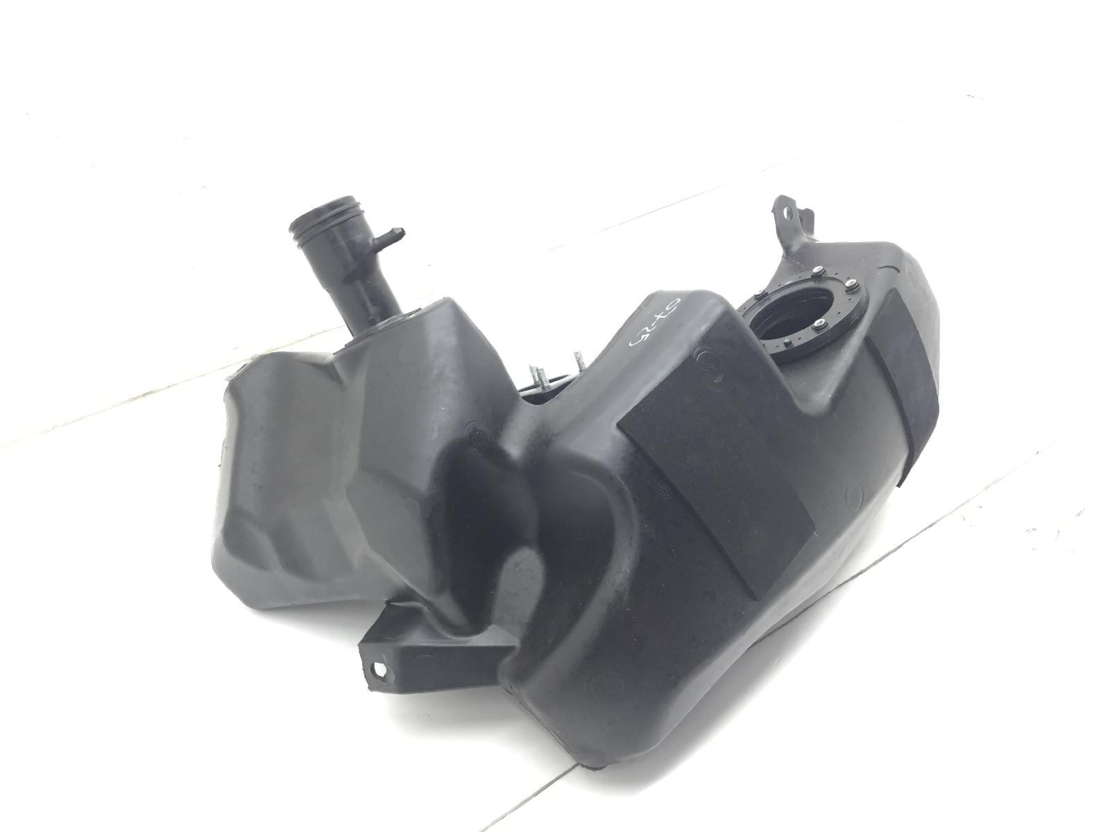 Piaggio vespa sprint 25km-h 50 serbatoio benzina carburante 2020 2020 cd0201