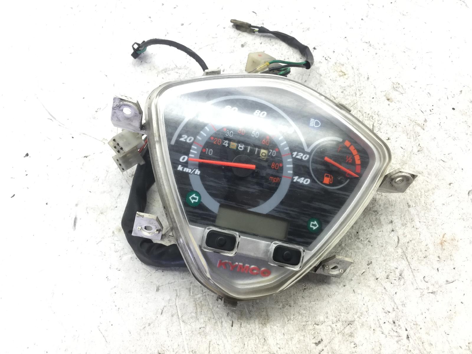 Kymco super 8 125 strumentazione contachilometri tachimetro 2009 2009 u80100
