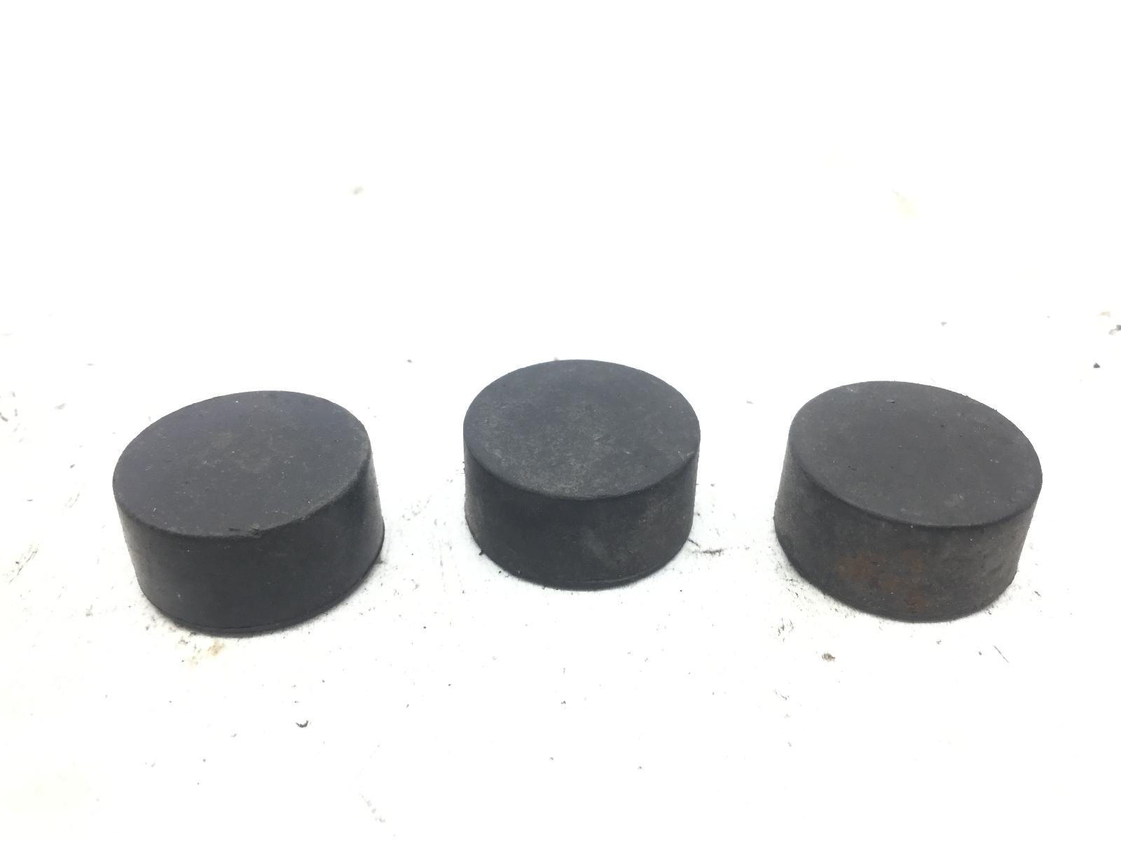 Kymco super 8 125 kit 3 tappi pedana pavimento poggiapiedi 2009 2009 u80100