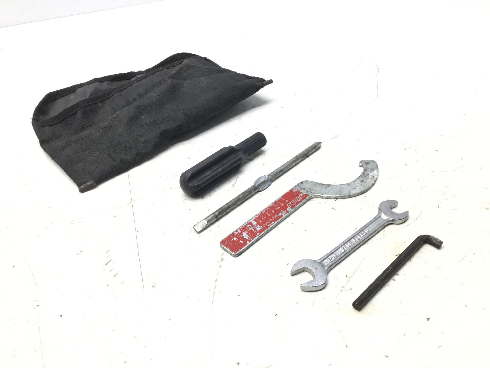 Moto guzzi nevada 350 kit attrezzi attrezzatura di bordo 1993 1997 lg