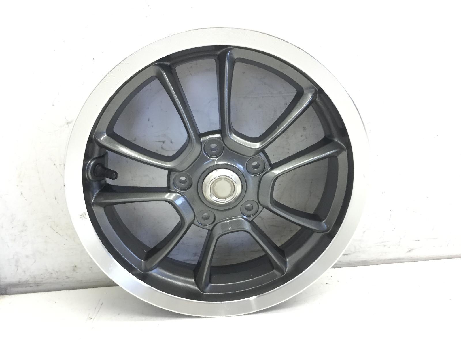 Piaggio vespa primavera e5 75° anniversario 50 cerchio anteriore 12 x 3.00 2020 2023 cd0100