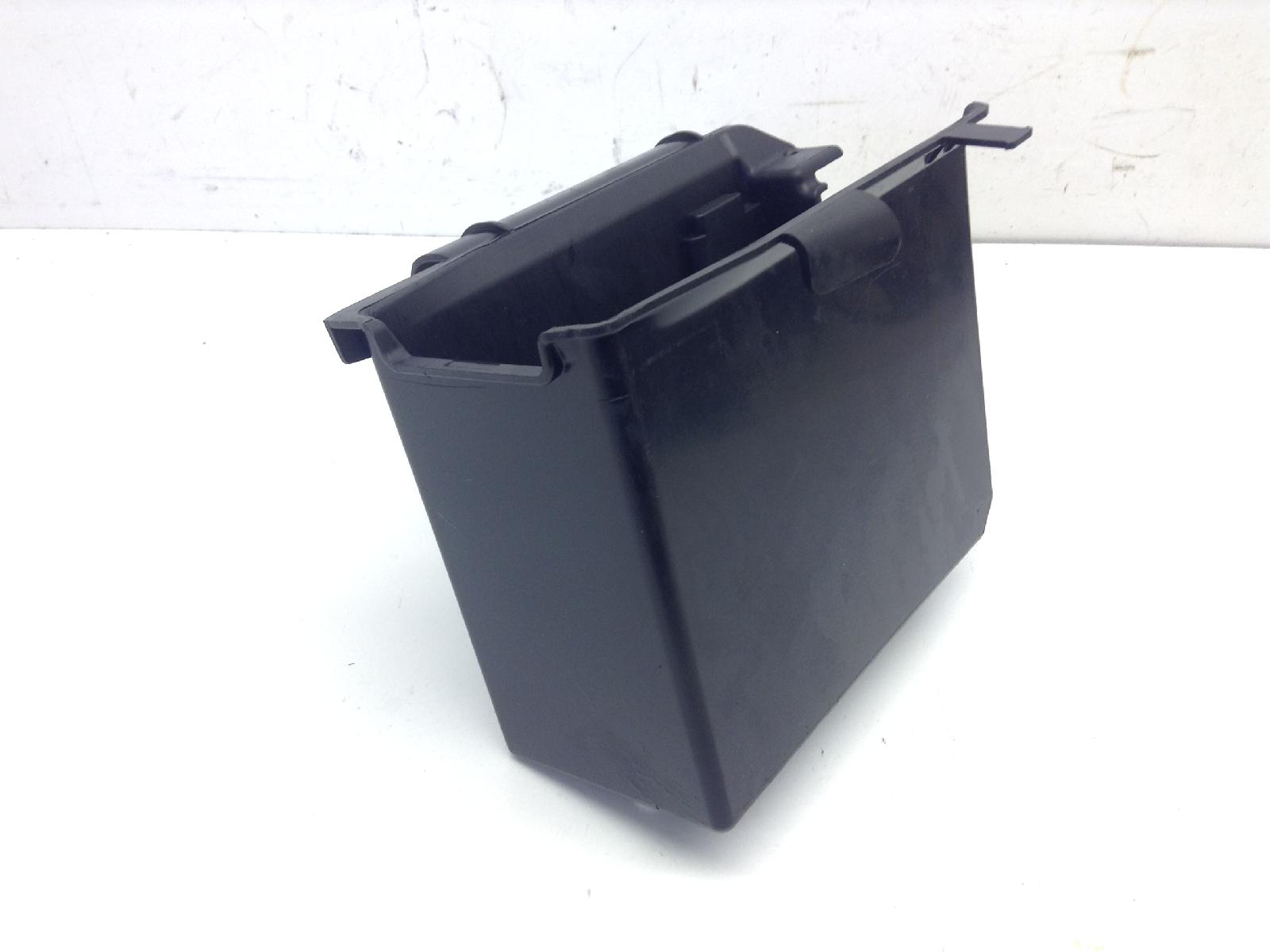 Piaggio vespa primavera e5 75° anniversario 50 vano supporto batteria 2020 2023 cd0100