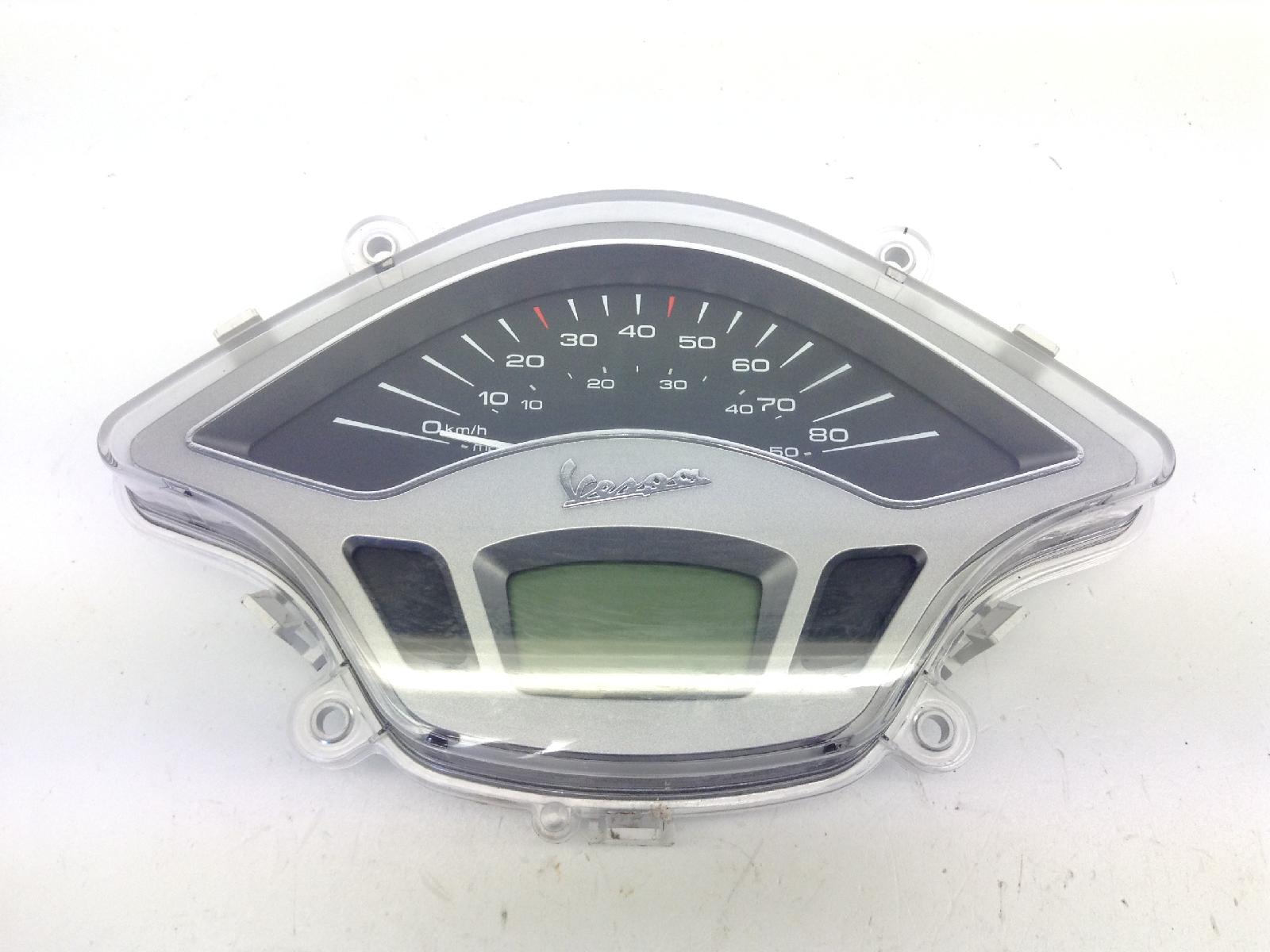 Piaggio vespa primavera e5 75° anniversario 50 contachilometri 2020 2023 cd0100