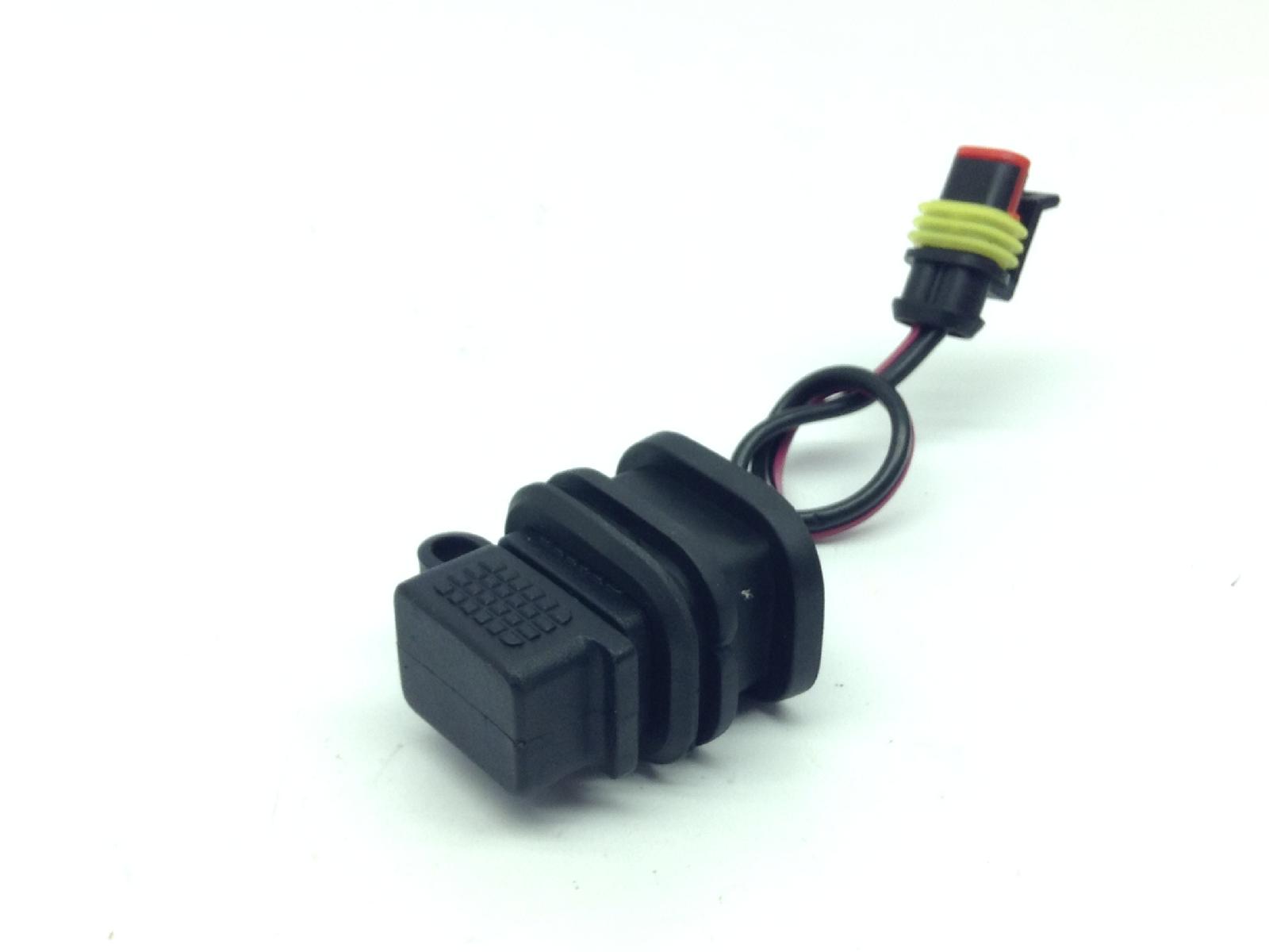 Piaggio vespa primavera e5 75° anniversario 50 presa usb 2020 2023 cd0100