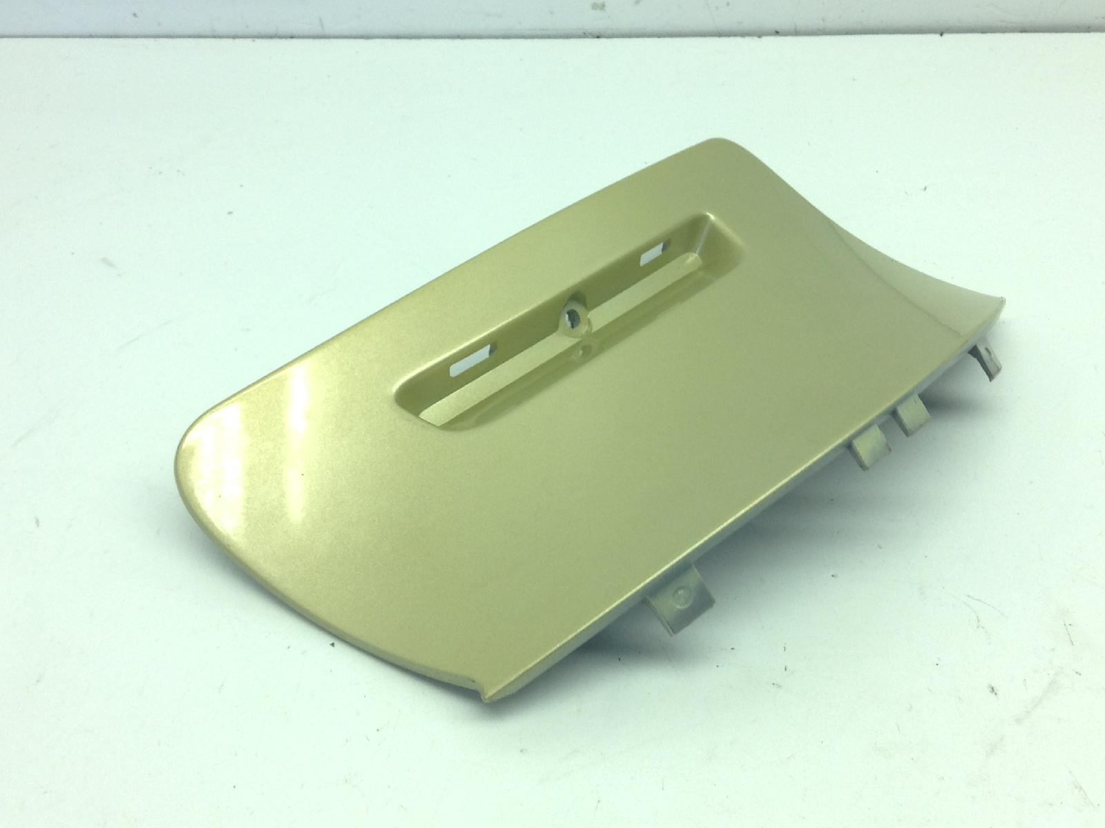 Piaggio vespa primavera e5 75° anniversario 50 carena ispezione candela 2020 2023 cd0100