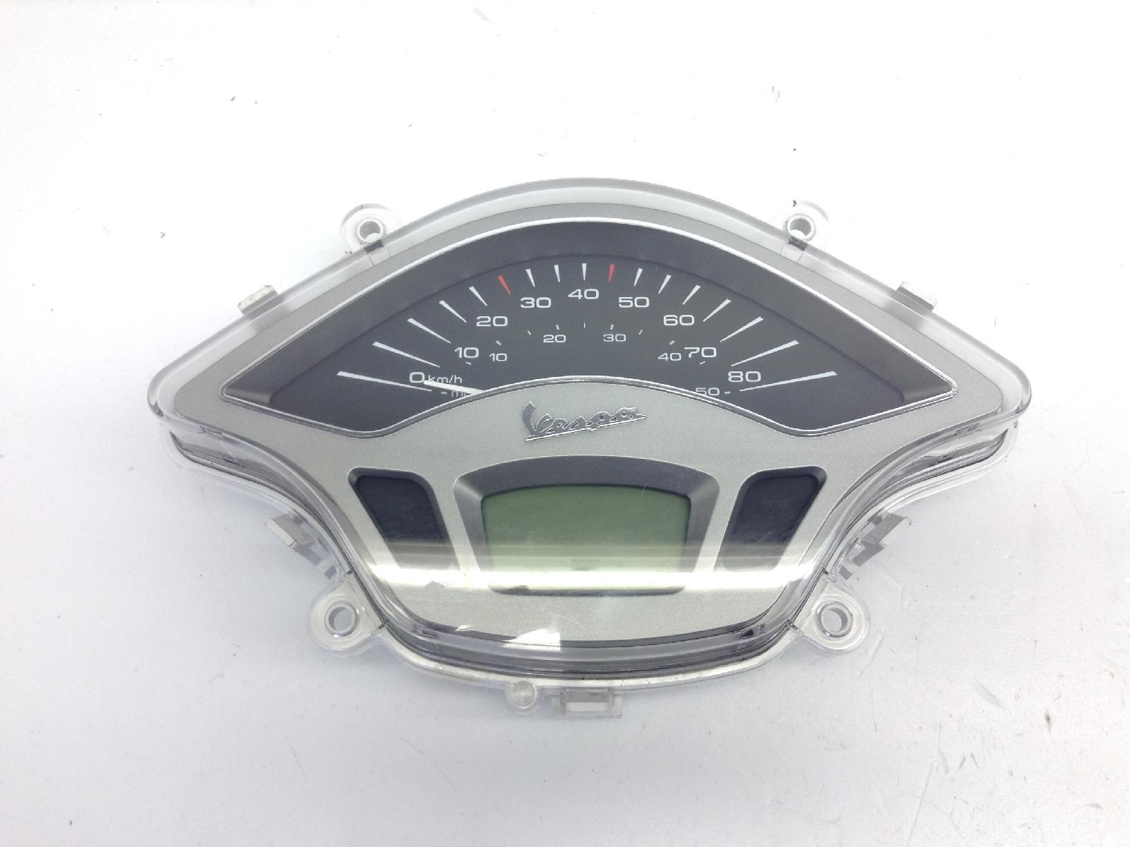 Piaggio vespa primavera e5 75° anniversario 50 contachilometri 2020 2023 cd0100