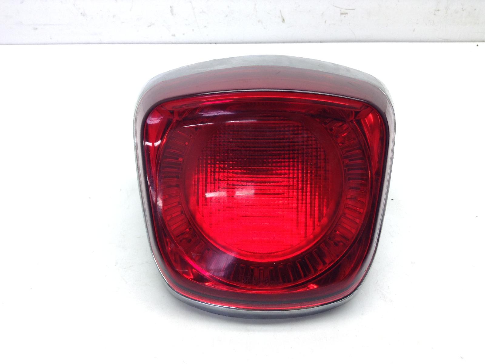 Piaggio vespa primavera 25 km/h 50 faro fanale stop posteriore 2020 2021 cd020