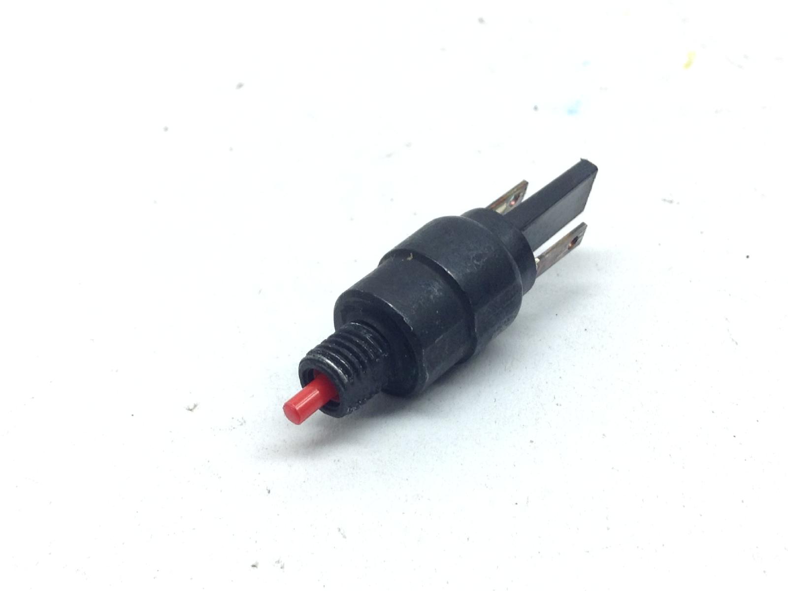 Piaggio vespa primavera red 3v 50 sensore stop microstop freno 2023 2023 cd0100