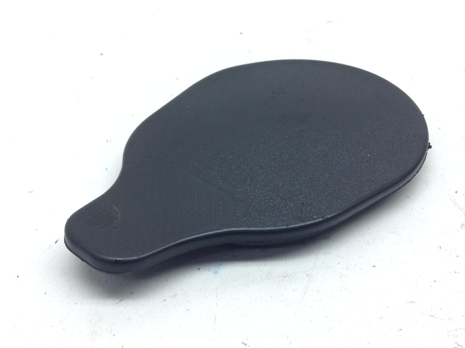 Piaggio vespa primavera red 3v 50 tappo in gomma carena controscudo 2023 2023 cd0100