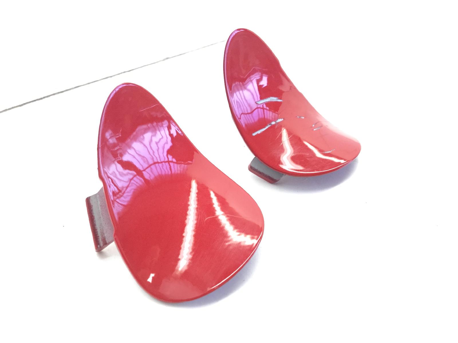 Piaggio vespa primavera red 3v 50 coppia tappi carena manubrio inferiore 2023 2023 cd0100