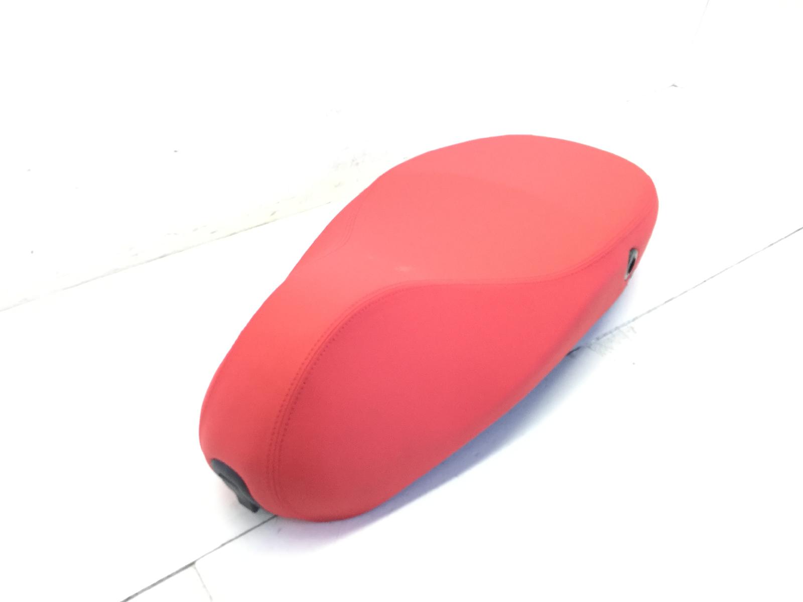 Piaggio vespa primavera red 3v 50 sella saddle 2023 2023 cd0100