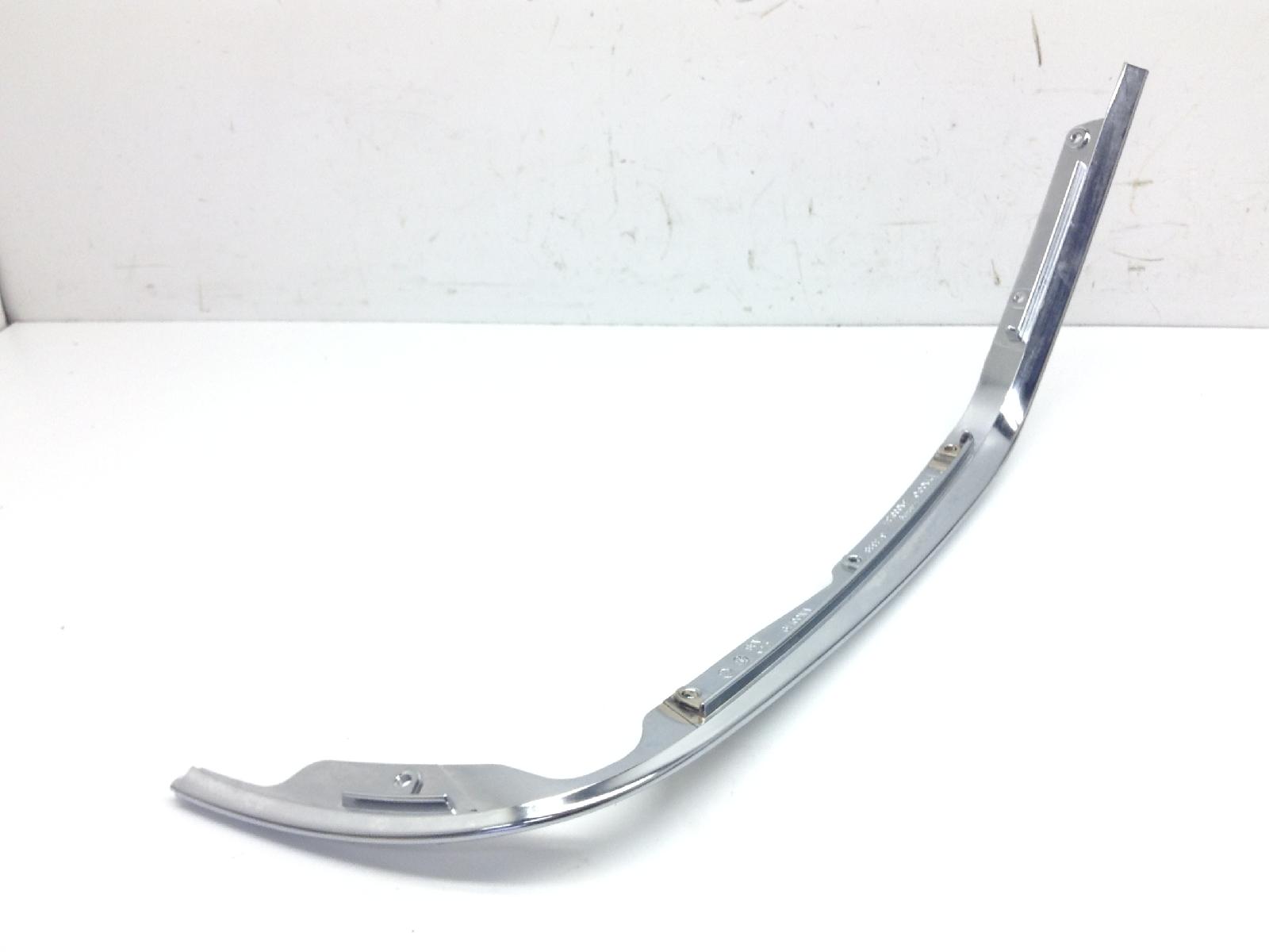 Piaggio vespa primavera e5 50 modanatura bordo scudo sinistra 2020 2023 cd0100