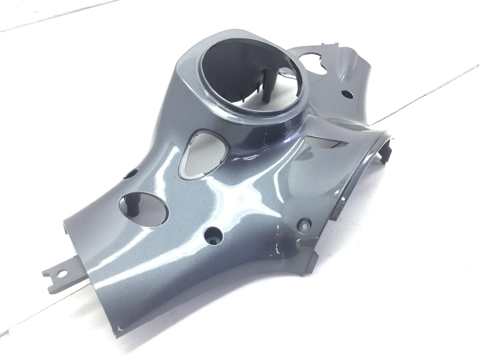 Piaggio vespa primavera e5 50 carena manubrio inferiore 2020 2023 cd0100