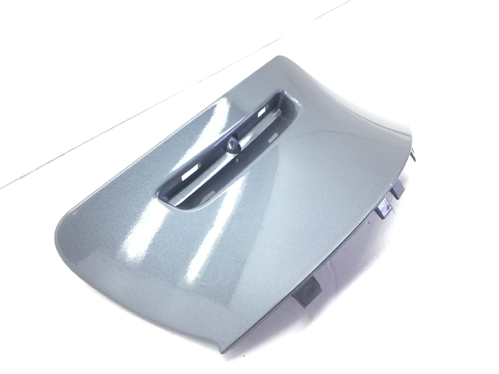 Piaggio vespa primavera e5 50 carena coperchio ispezione candela 2020 2023 cd0100