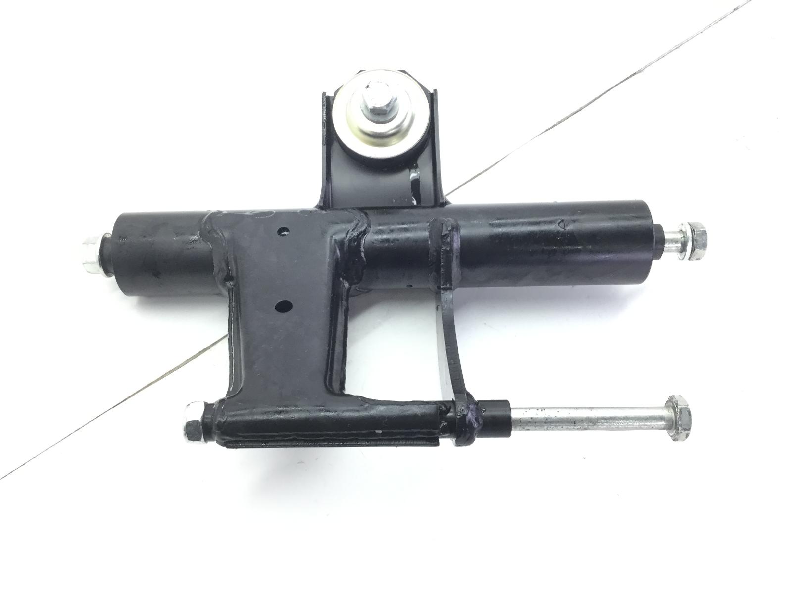Piaggio vespa primavera e5 50 staffa supporto motore 2020 2023 cd0100