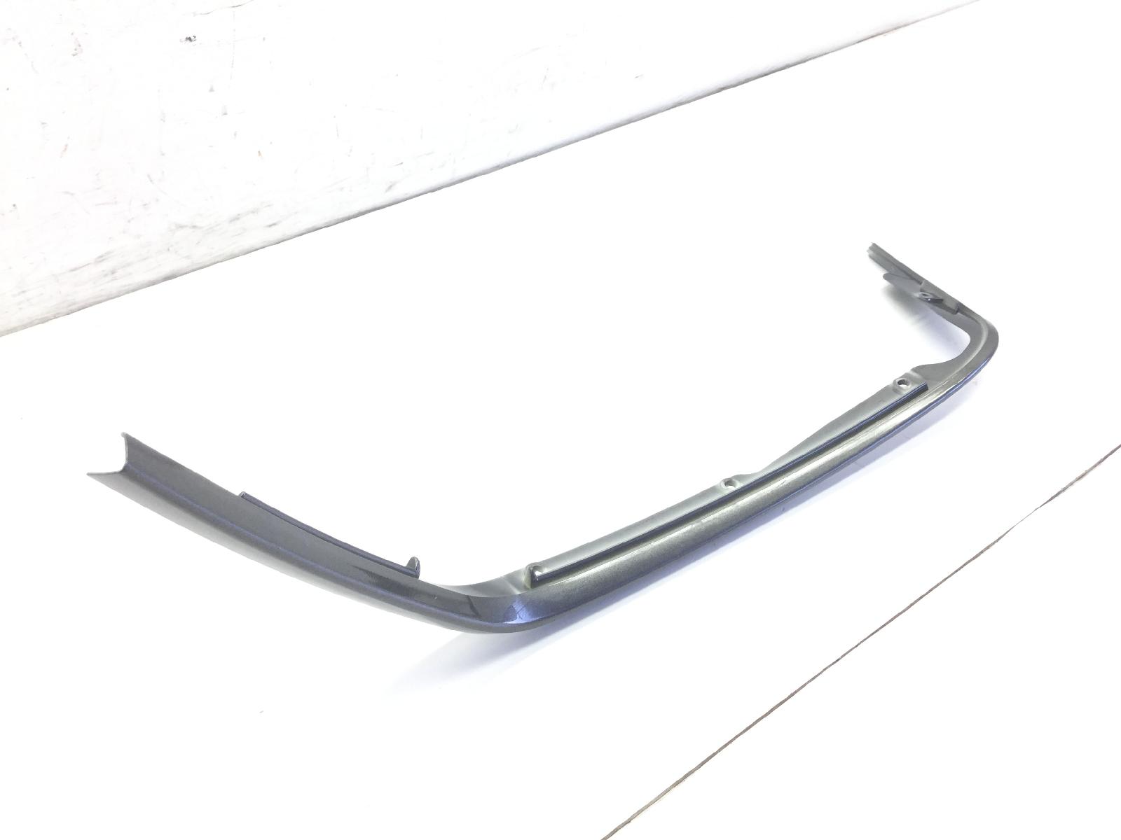 Piaggio vespa primavera e5 50 modanatura bordo scudo destra 2020 2023 cd0100
