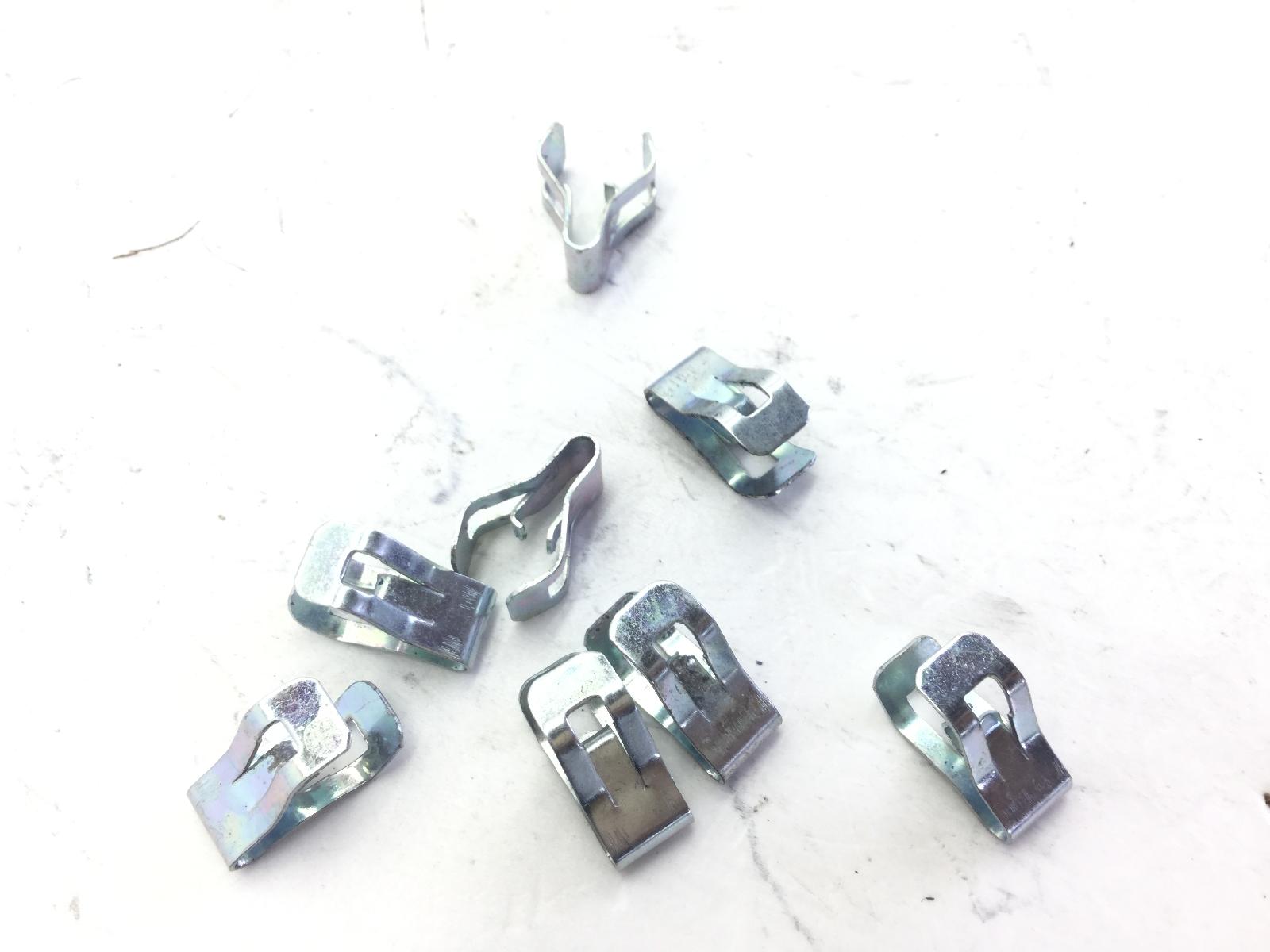 Piaggio vespa primavera e5 50 kit clip carena controscudo retroscudo 2020 2023 cd0100