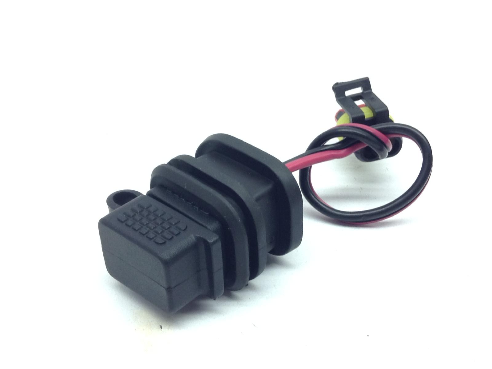 Piaggio vespa primavera e5 50 presa usb 2020 2023 cd0100