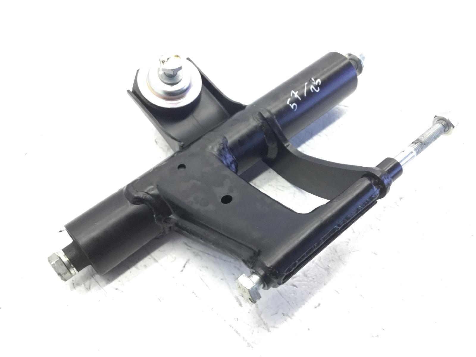 Piaggio vespa primavera e5 50 staffa supporto motore 2020 2023 cd0100