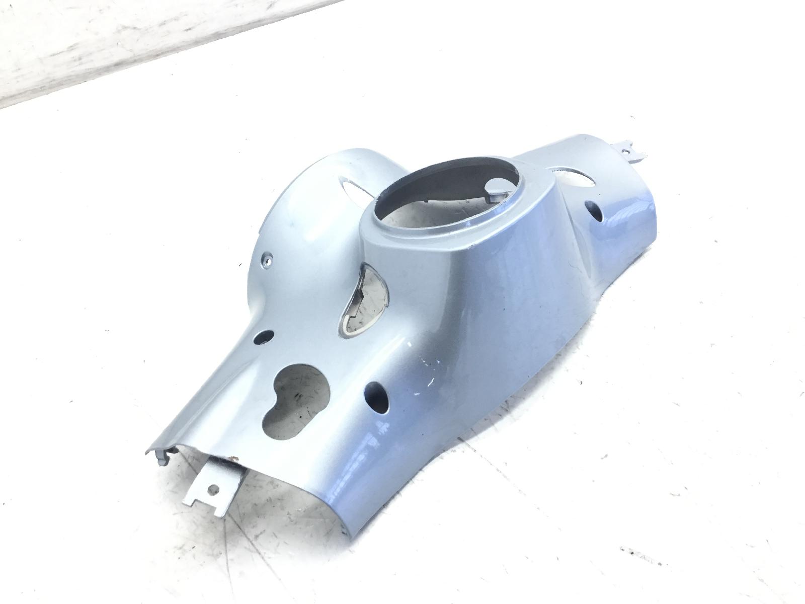 Piaggio vespa primavera e5 50 carena manubrio inferiore 2020 2023 cd0100