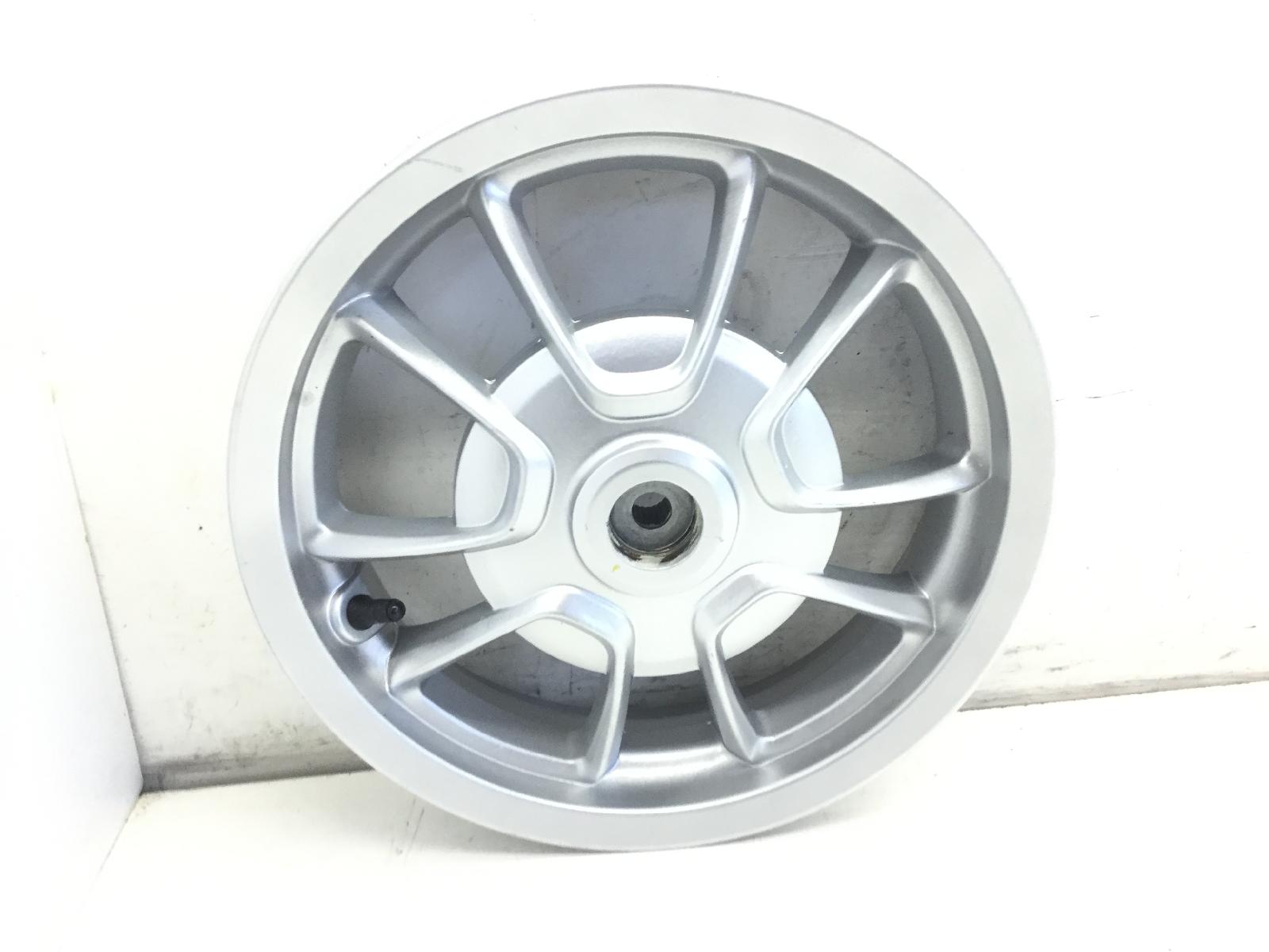 Piaggio vespa primavera e5 50 cerchio ruota posteriore 12 x 3.00 2020 2023 cd0100