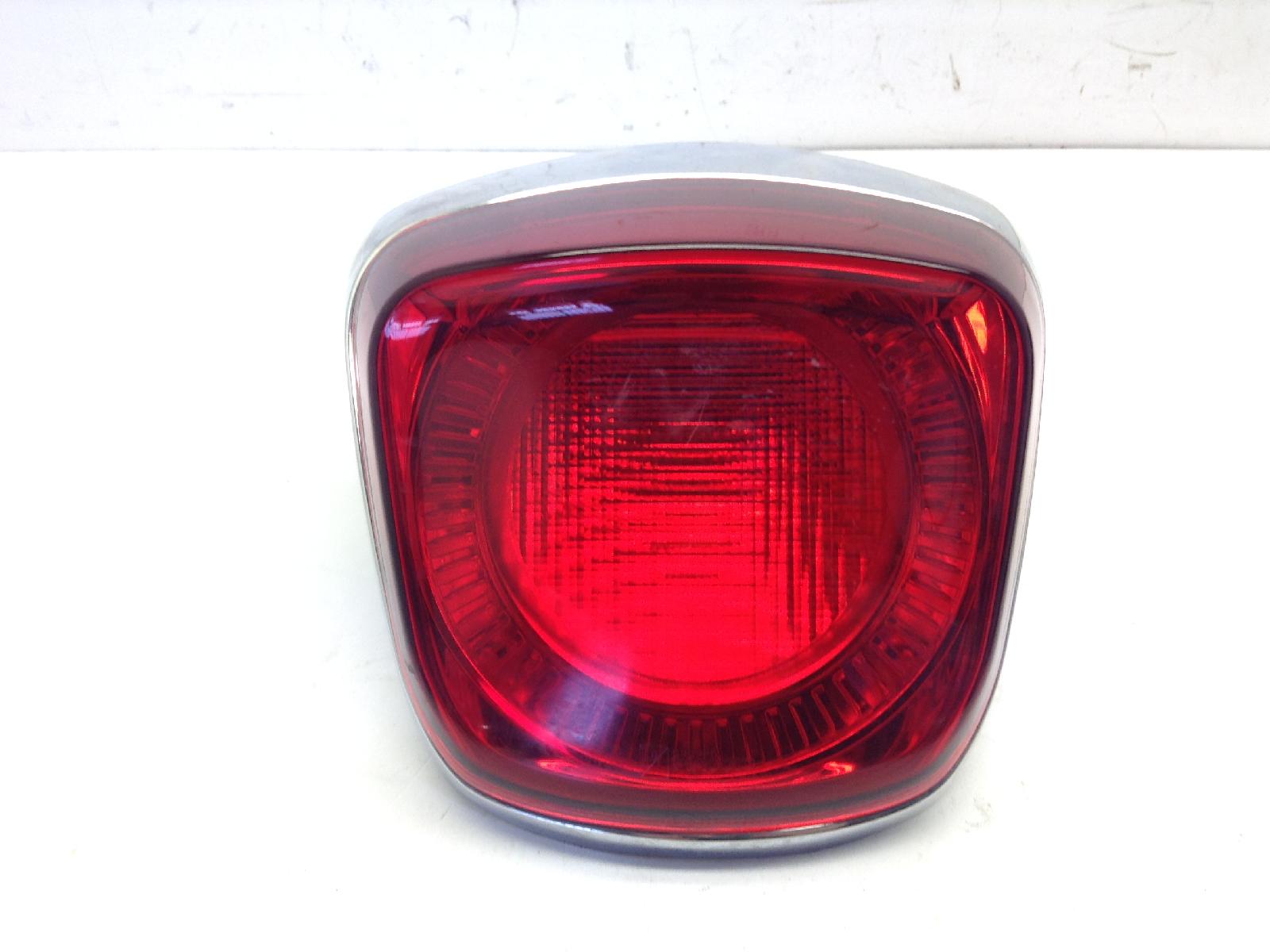 Piaggio vespa iget 4t 4v pic nic 50 faro fanale stop posteriore 2020 2023 ca06b