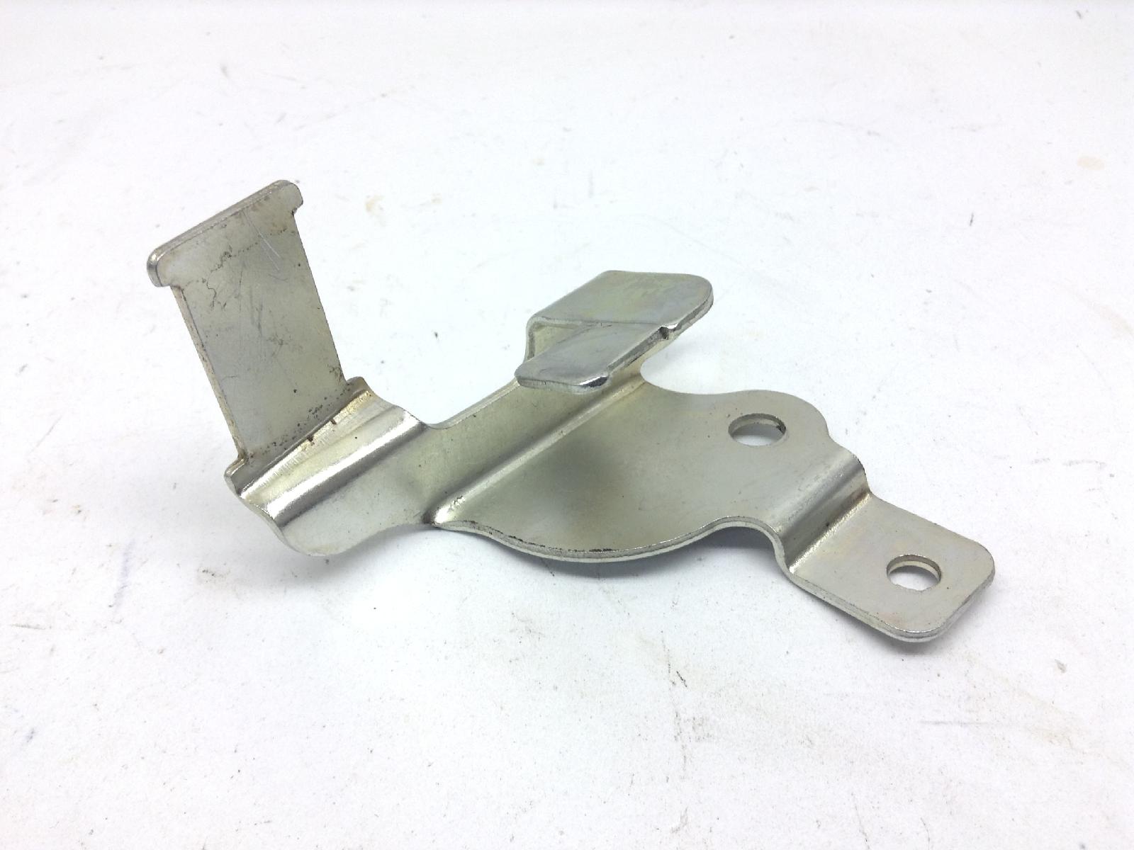 Piaggio vespa primavera e5 50 staffa supporto canister 2020 2023 cd0100