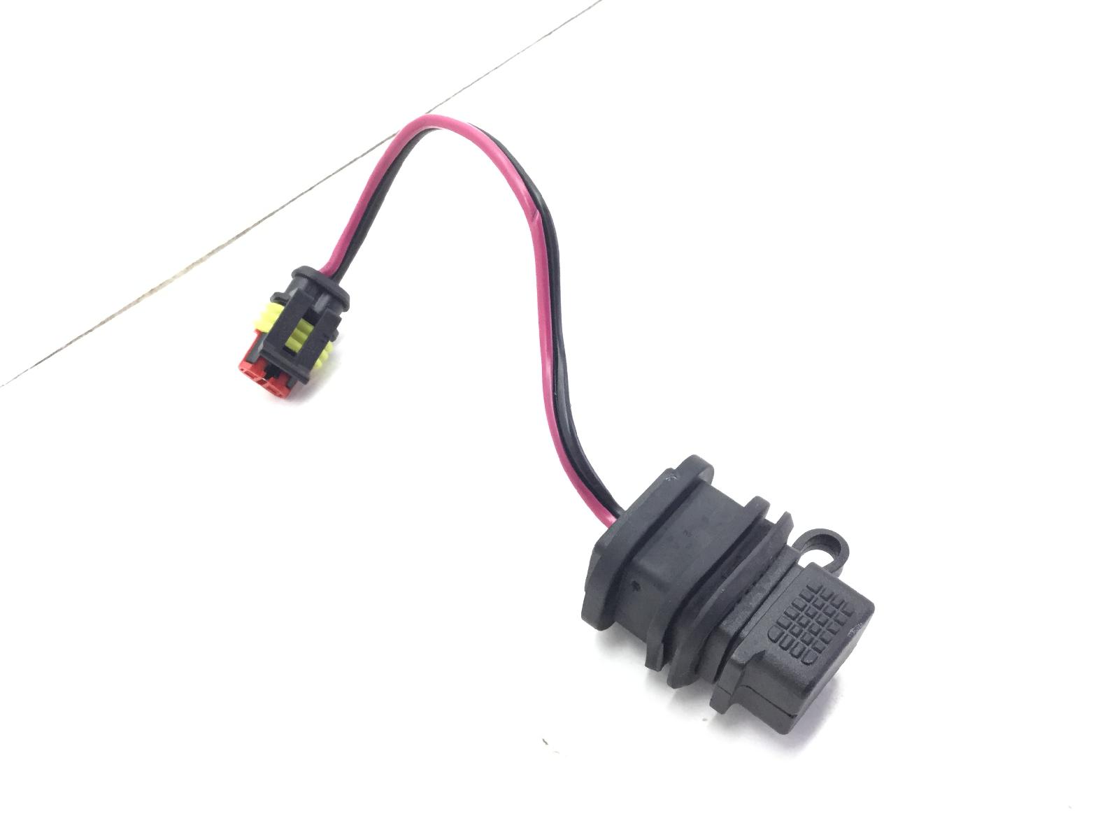 Piaggio vespa primavera e5 50 presa usb 2020 2023 cd0100