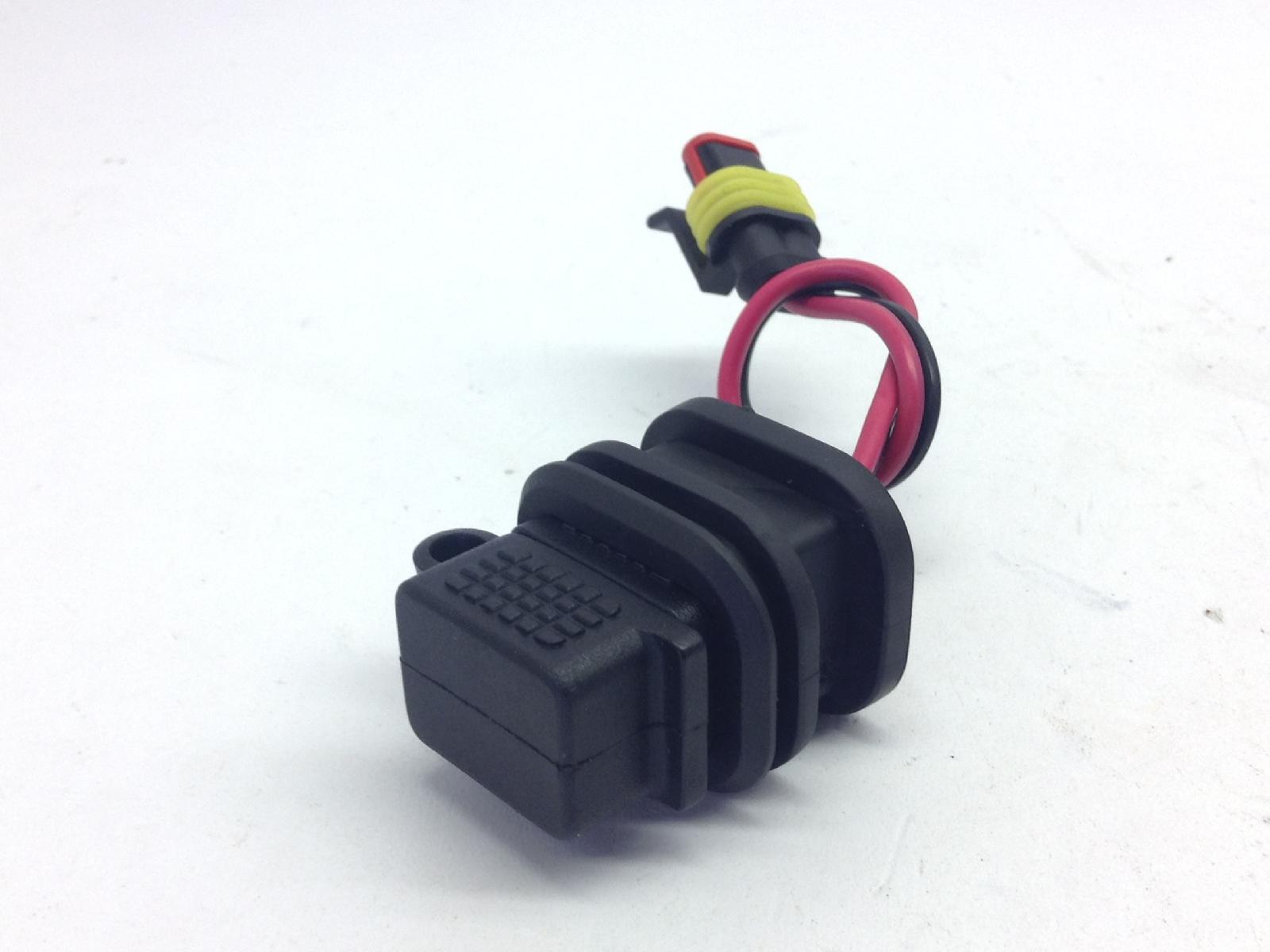 Piaggio vespa primavera e5 50 presa usb 2020 2023 cd0100