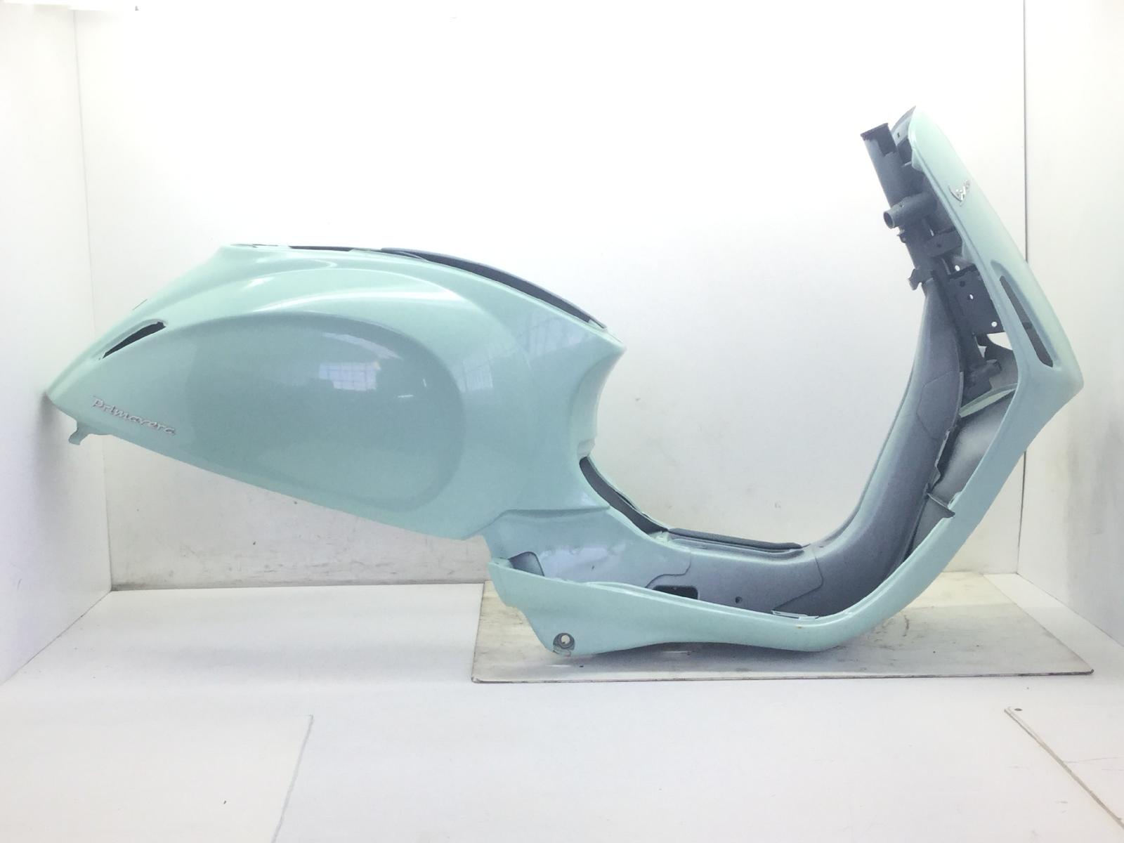 Piaggio vespa primavera e5 50 telaio per recupero lamierati 2020 2023 cd0100