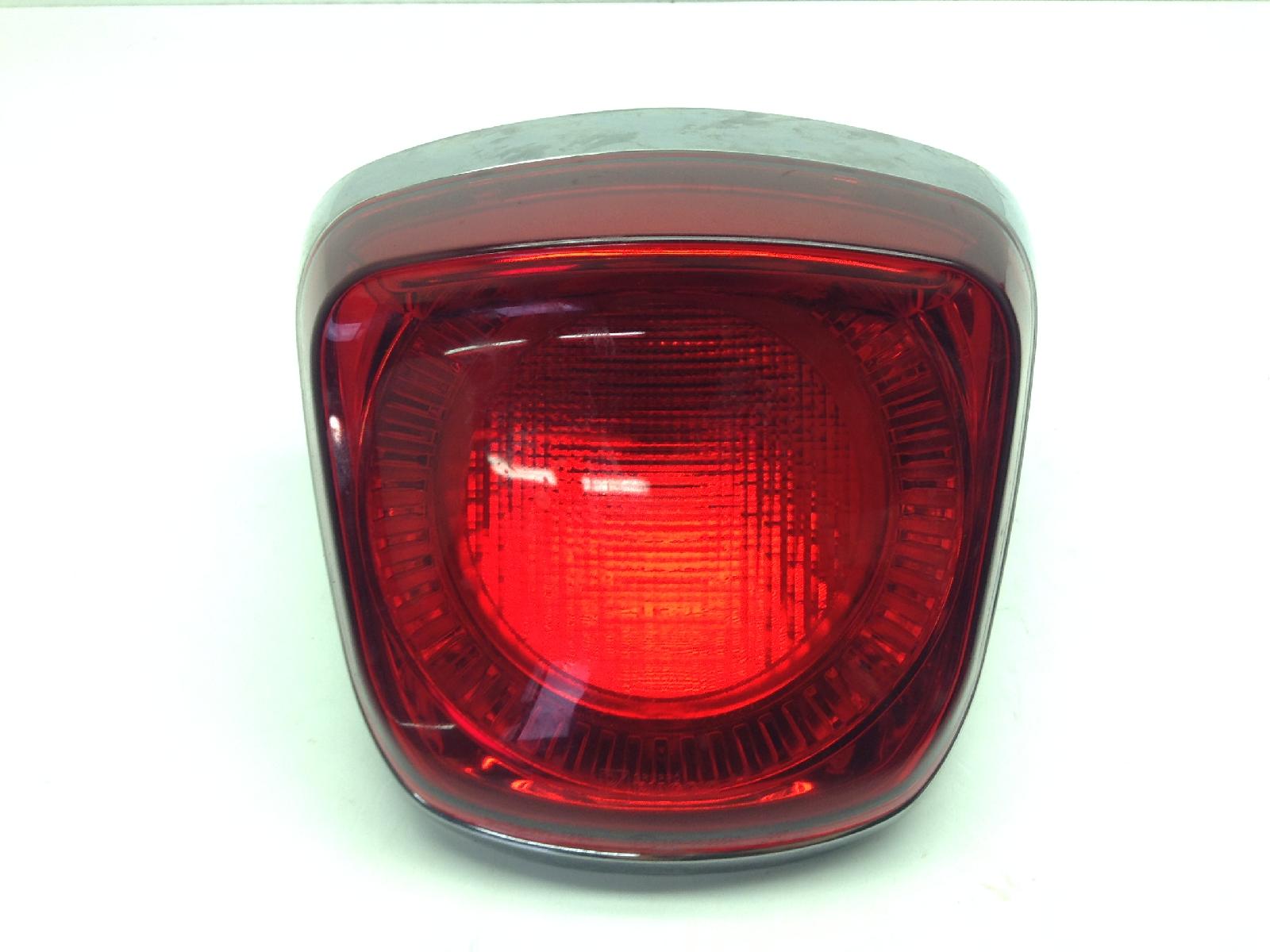 Piaggio vespa primavera e5 50 faro fanale stop posteriore 2020 2023 cd0100