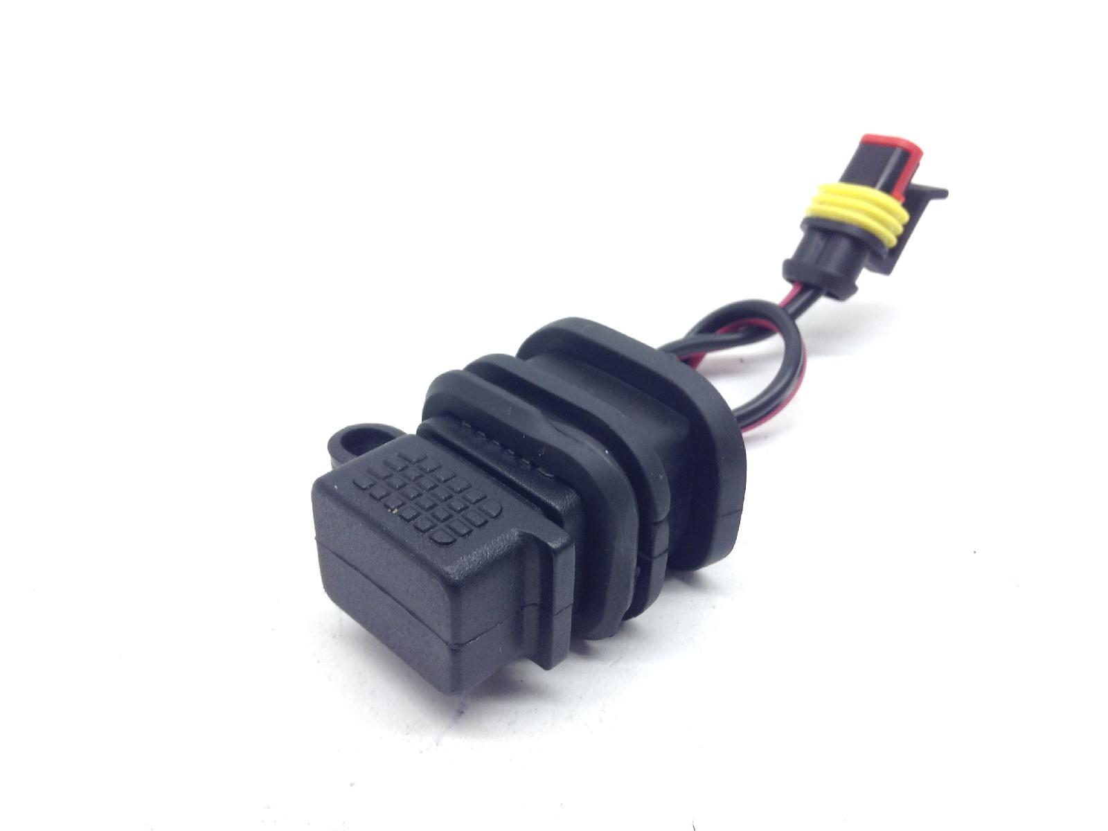 Piaggio vespa primavera e5 50 presa usb 2020 2023 cd0100