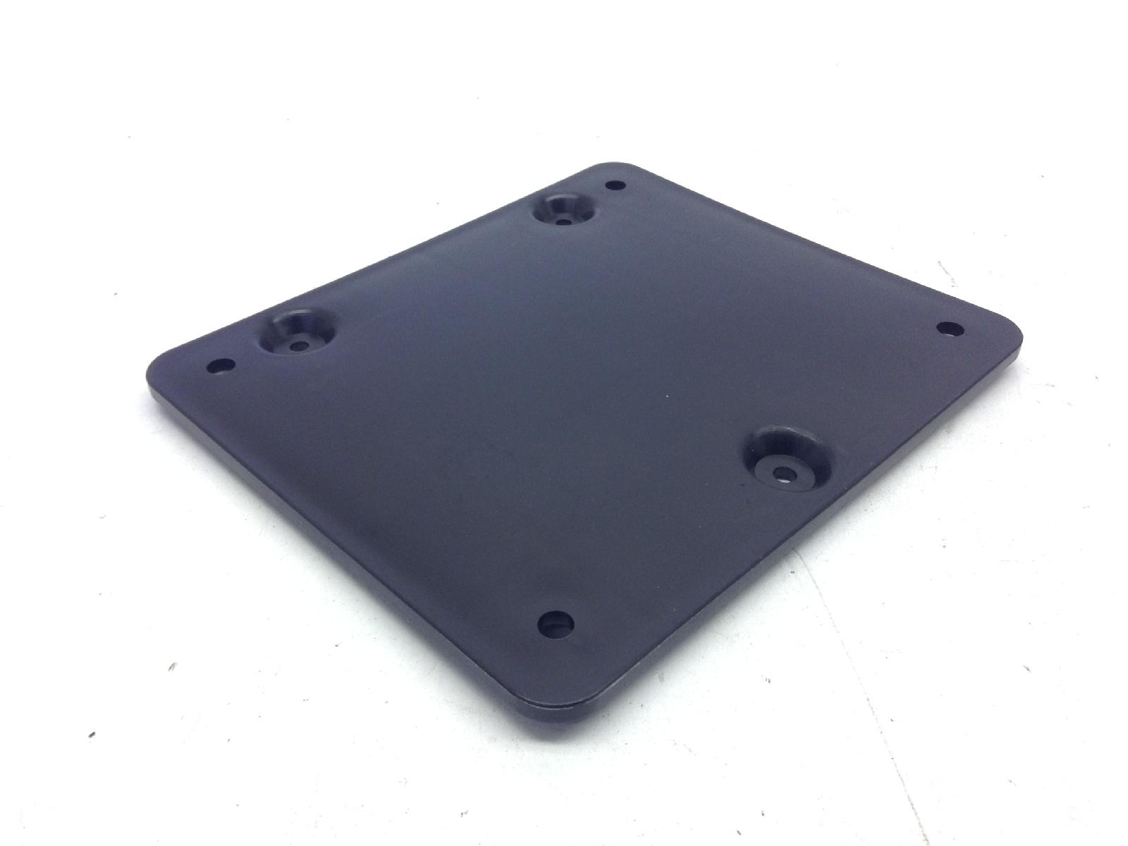 Piaggio vespa primavera e5 50 piastra portatarga 121 x 141 mm 2020 2023 cd0100