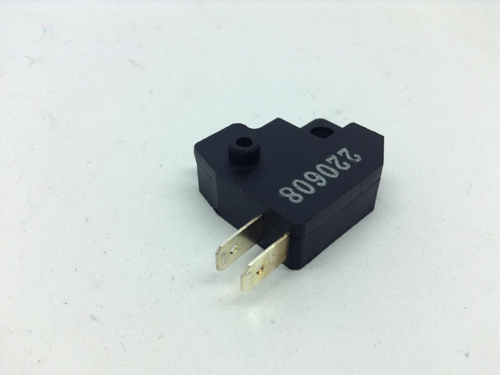Peugeot tweet gt 125 sensore stop microstop freno anteriore destro 2023 2023 vgaly2aaa