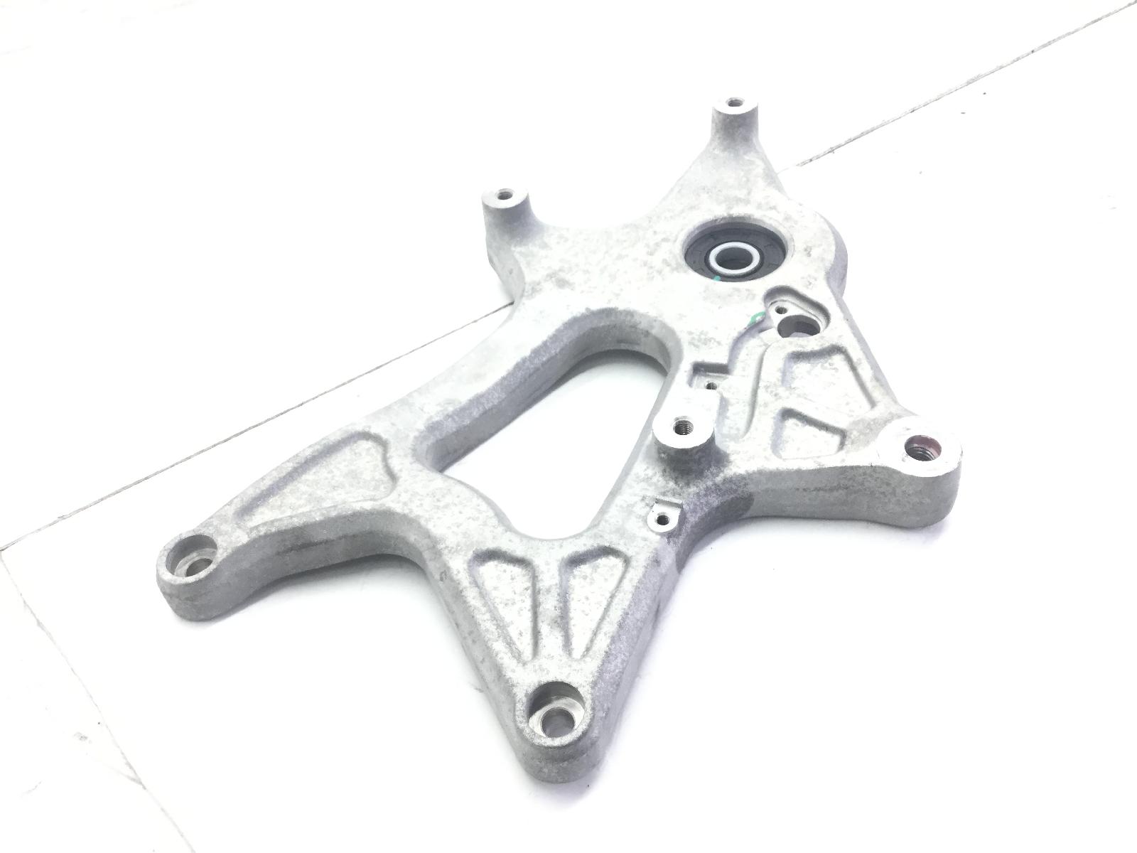 Piaggio vespa gts super abs 125 staffa supporto scarico marmitta 2022 2022 md3202