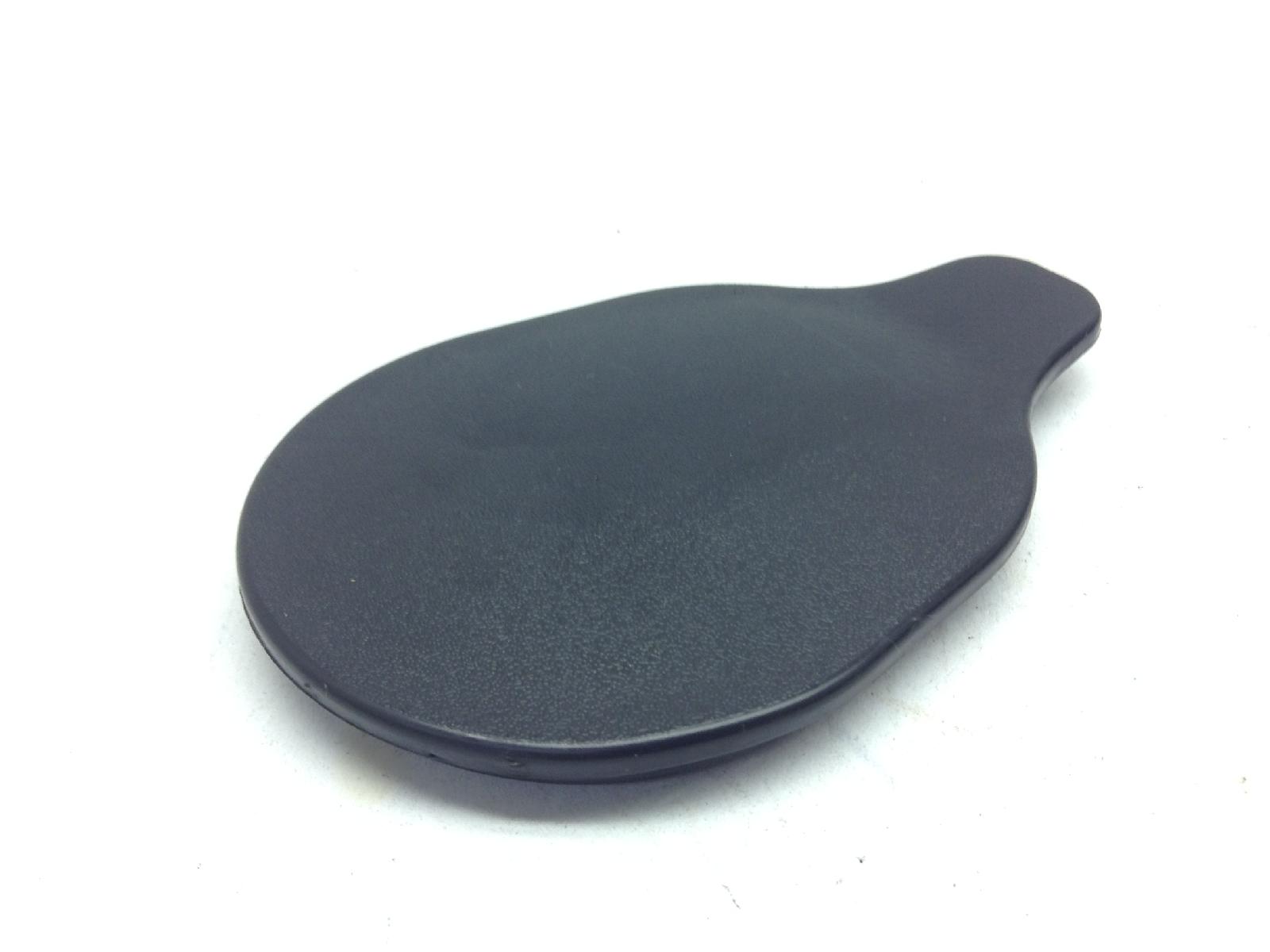 Piaggio vespa sprint 25km-h 50 tappo in gomma carena controscudo 2020 2020 cd0201